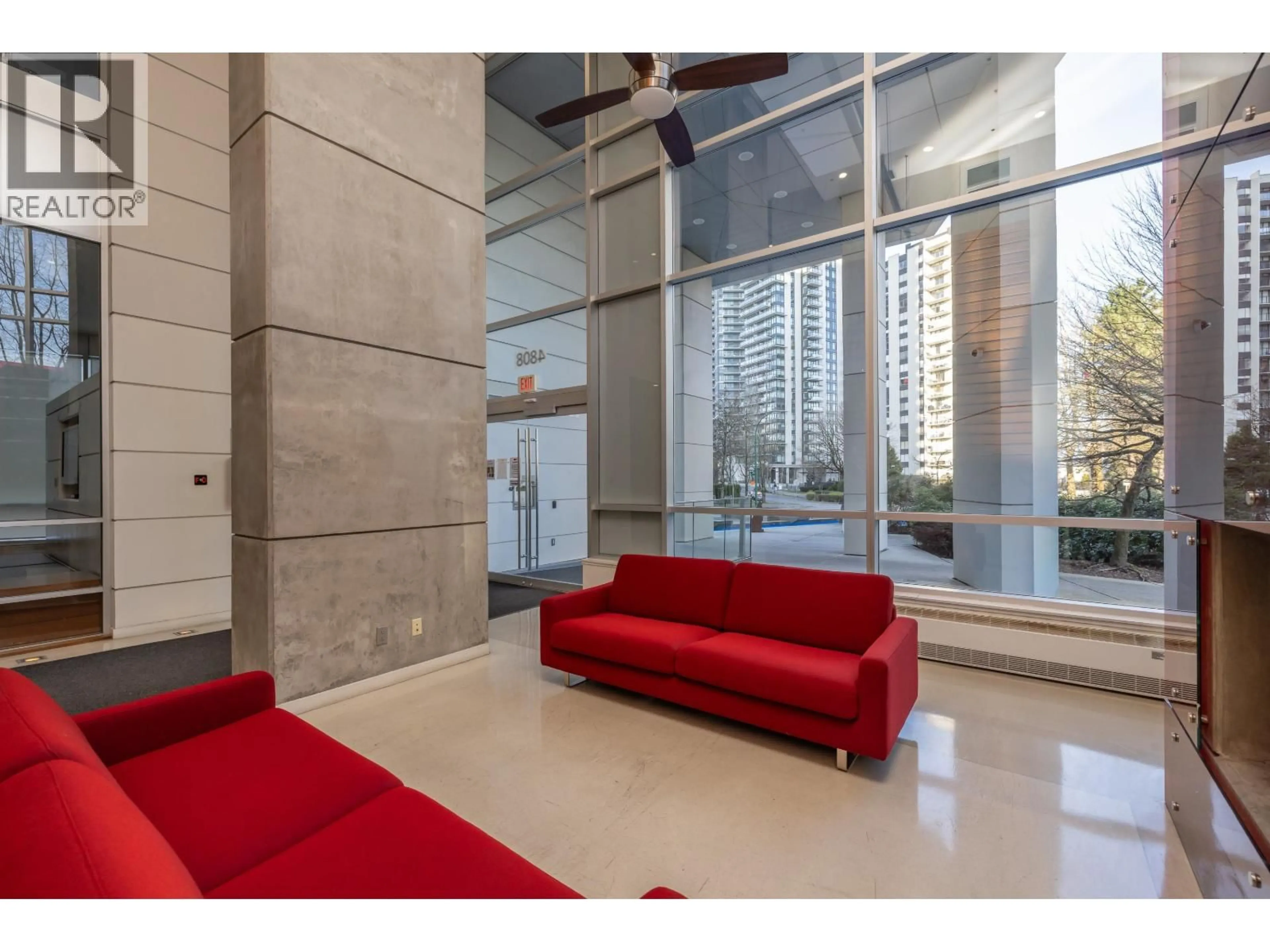 Lobby for 702 - 4808 HAZEL STREET, Burnaby British Columbia V5H0A2