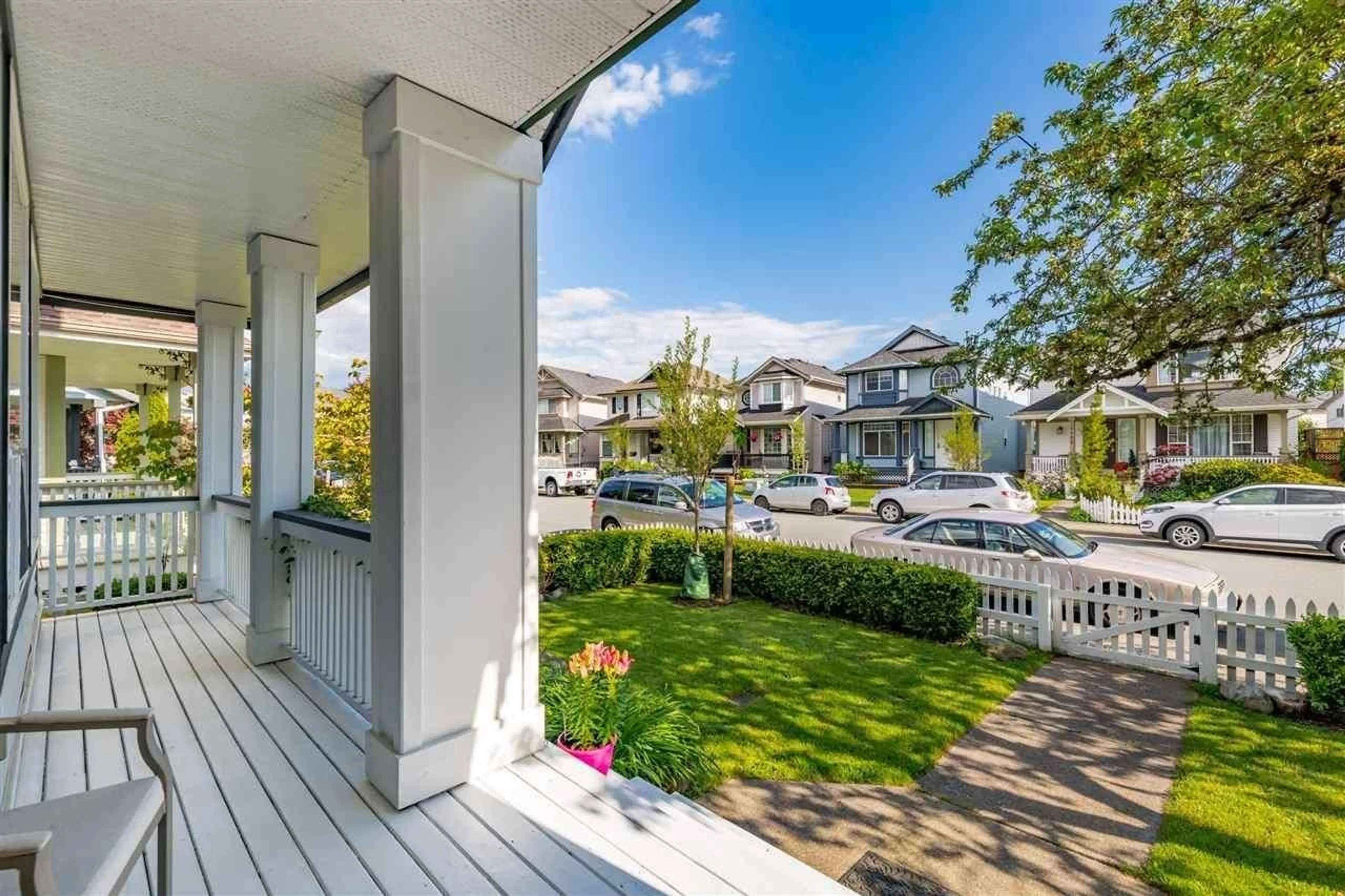 A pic from outside/outdoor area/front of a property/back of a property/a pic from drone, street for 18461 65 AVENUE, Surrey British Columbia V3S8T1
