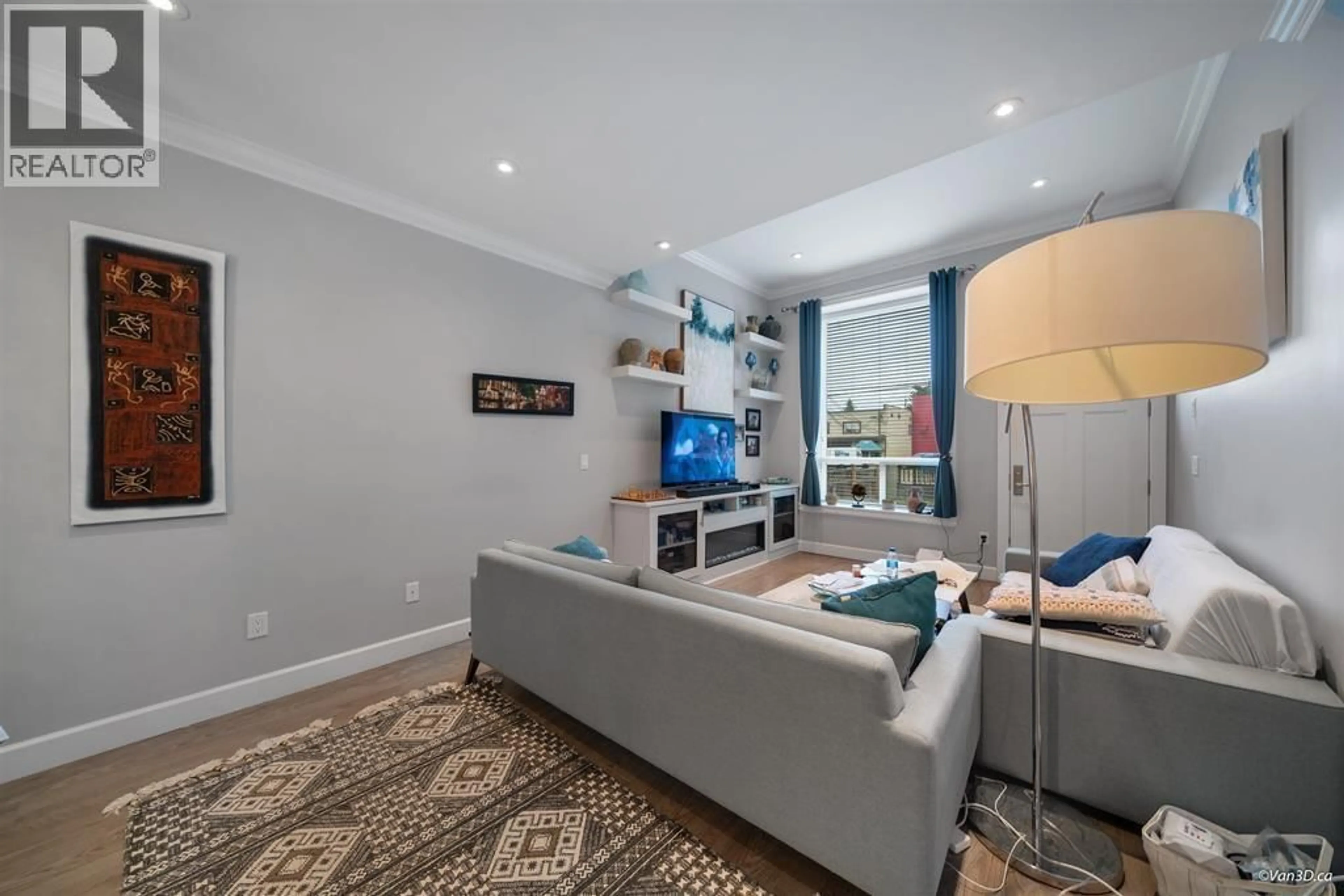 Living room with furniture, unknown for 7753 WEDGEWOOD STREET, Burnaby British Columbia V5E2E5