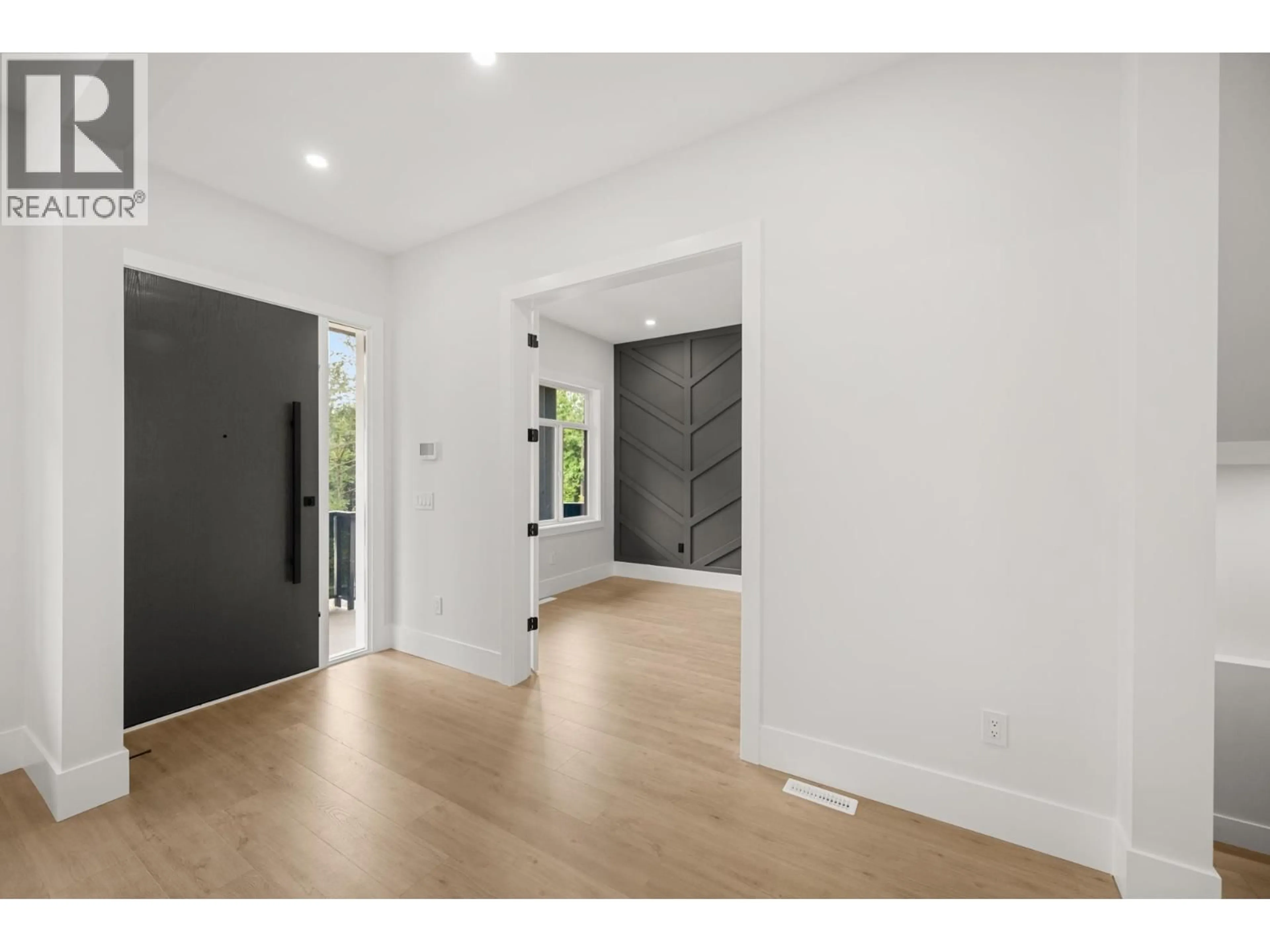 Indoor entryway for 23685 131A AVENUE, Maple Ridge British Columbia V4R0J1