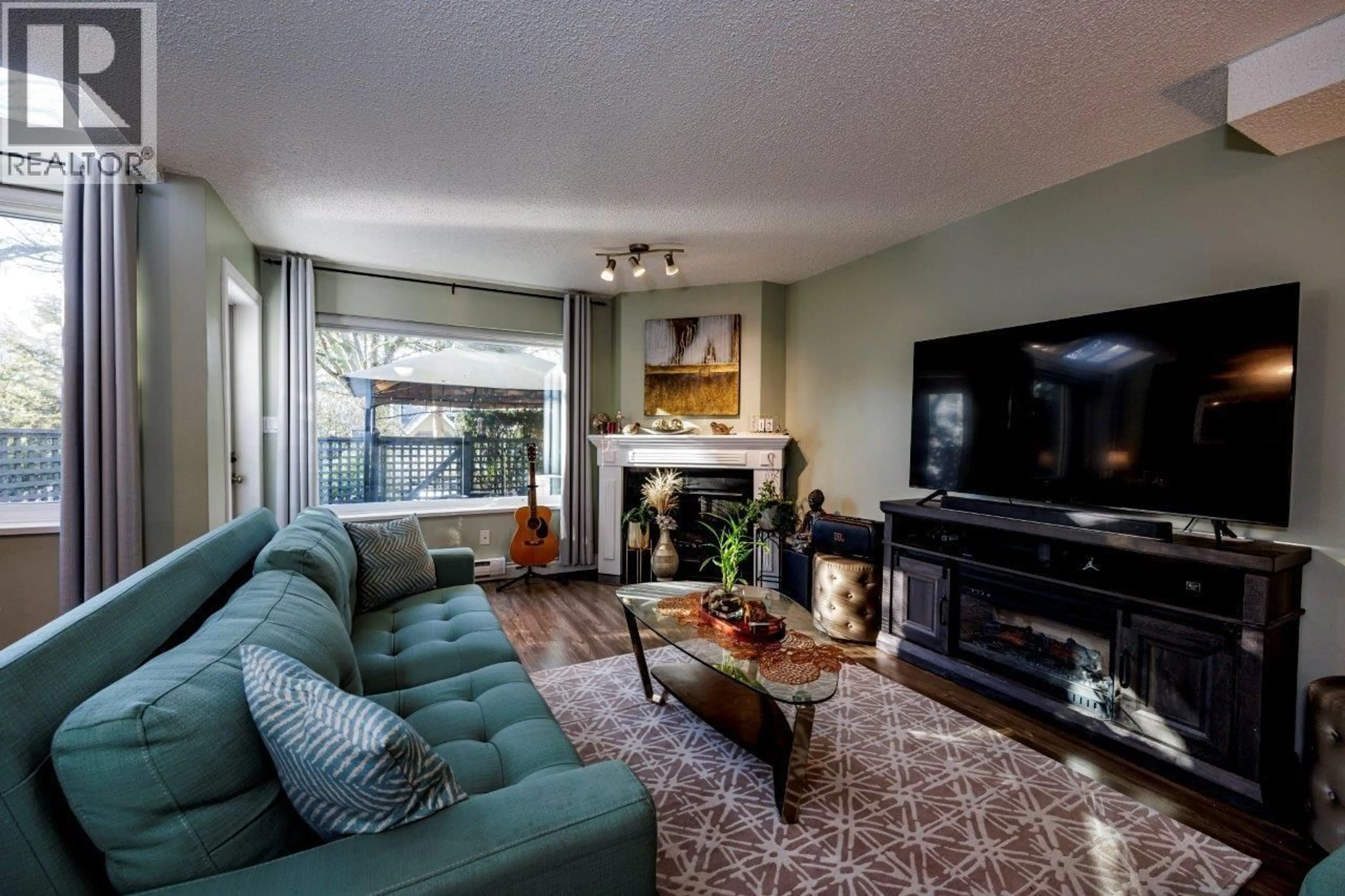 Living room with furniture, unknown for 3340 MARQUETTE CRESCENT, Vancouver British Columbia V5S4K4