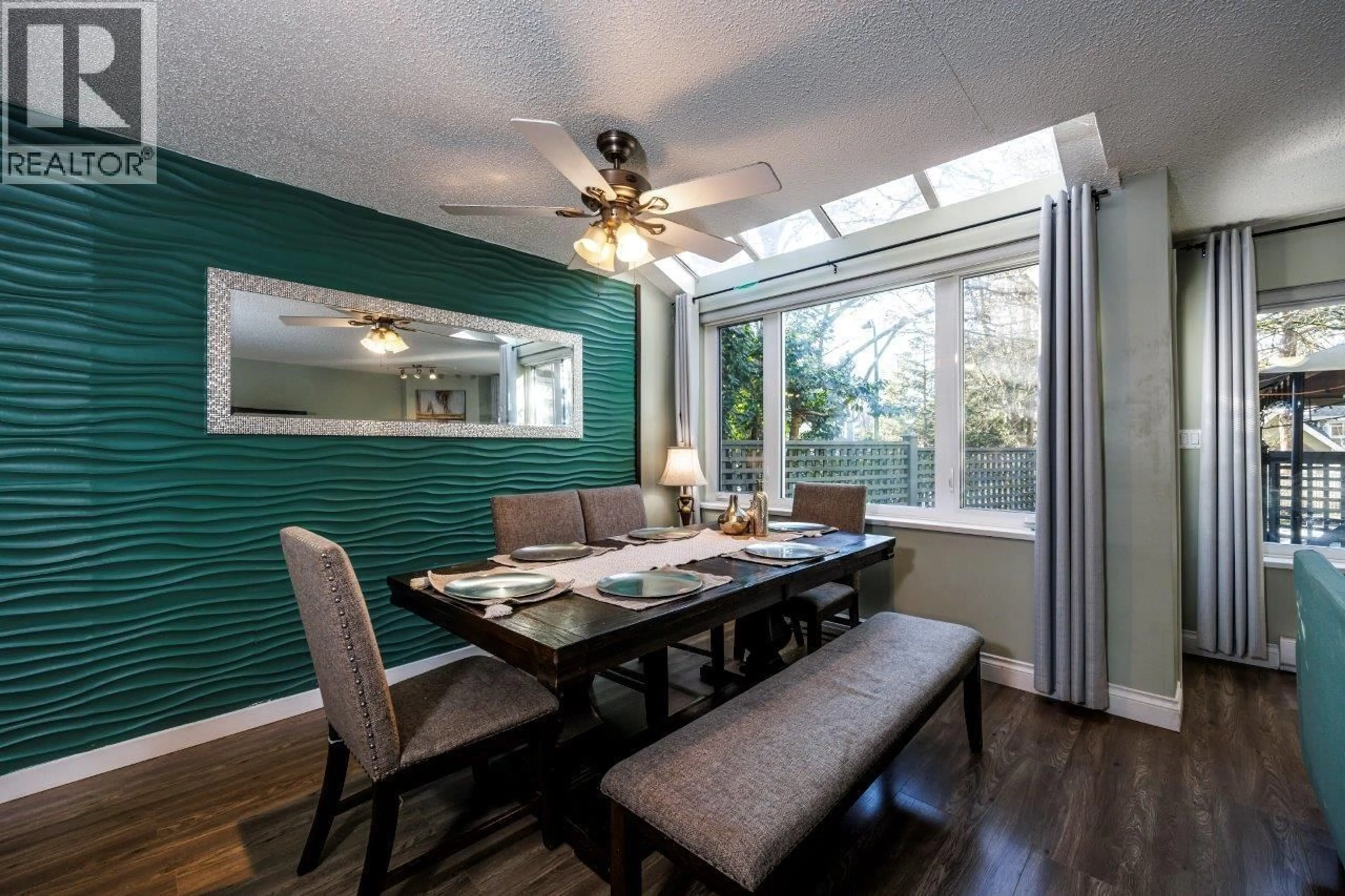 Dining room, wood/laminate floor for 3340 MARQUETTE CRESCENT, Vancouver British Columbia V5S4K4