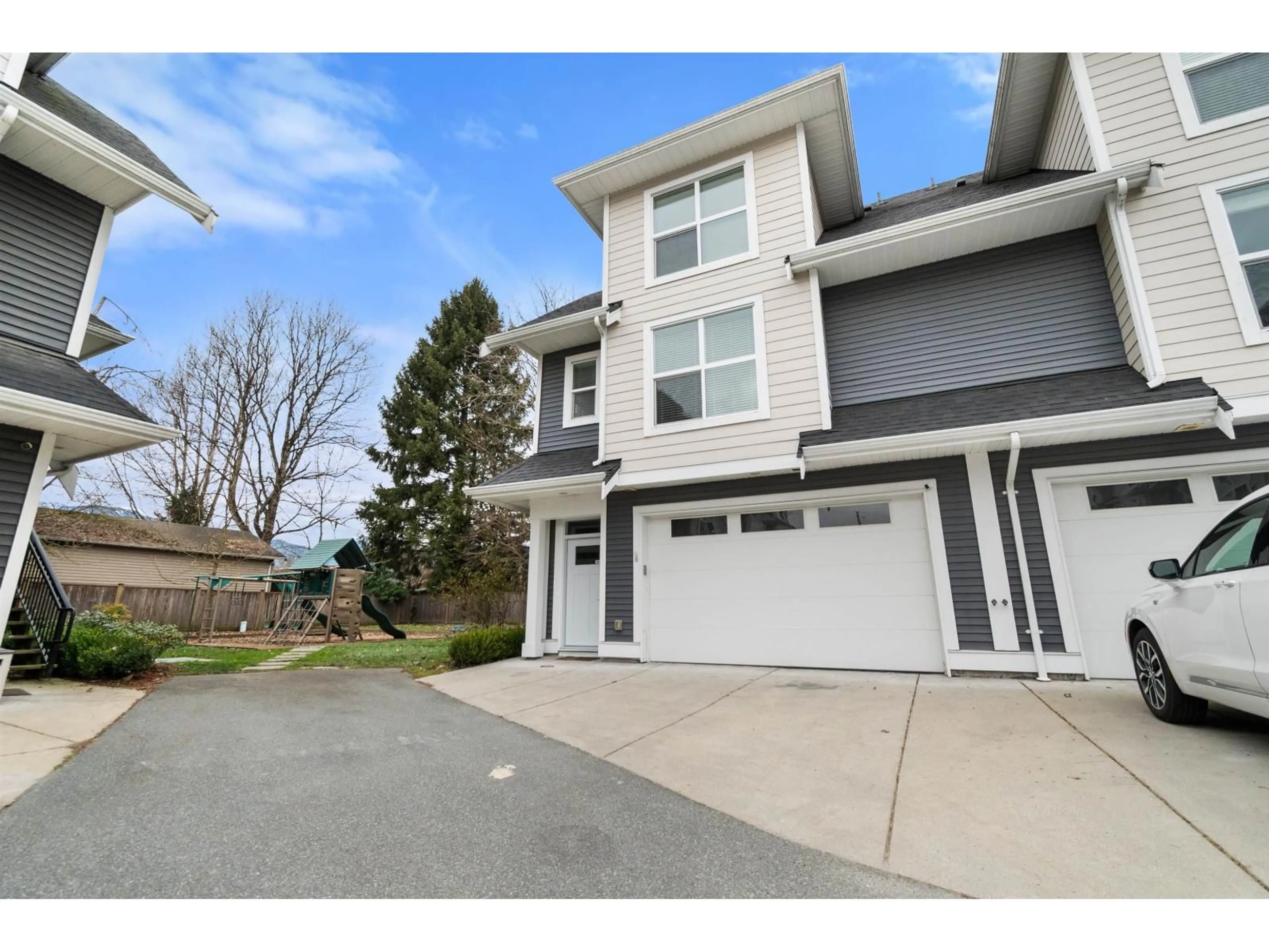 Unknown for 8 - 45395 SPADINA AVENUE, Chilliwack British Columbia V2P1V3