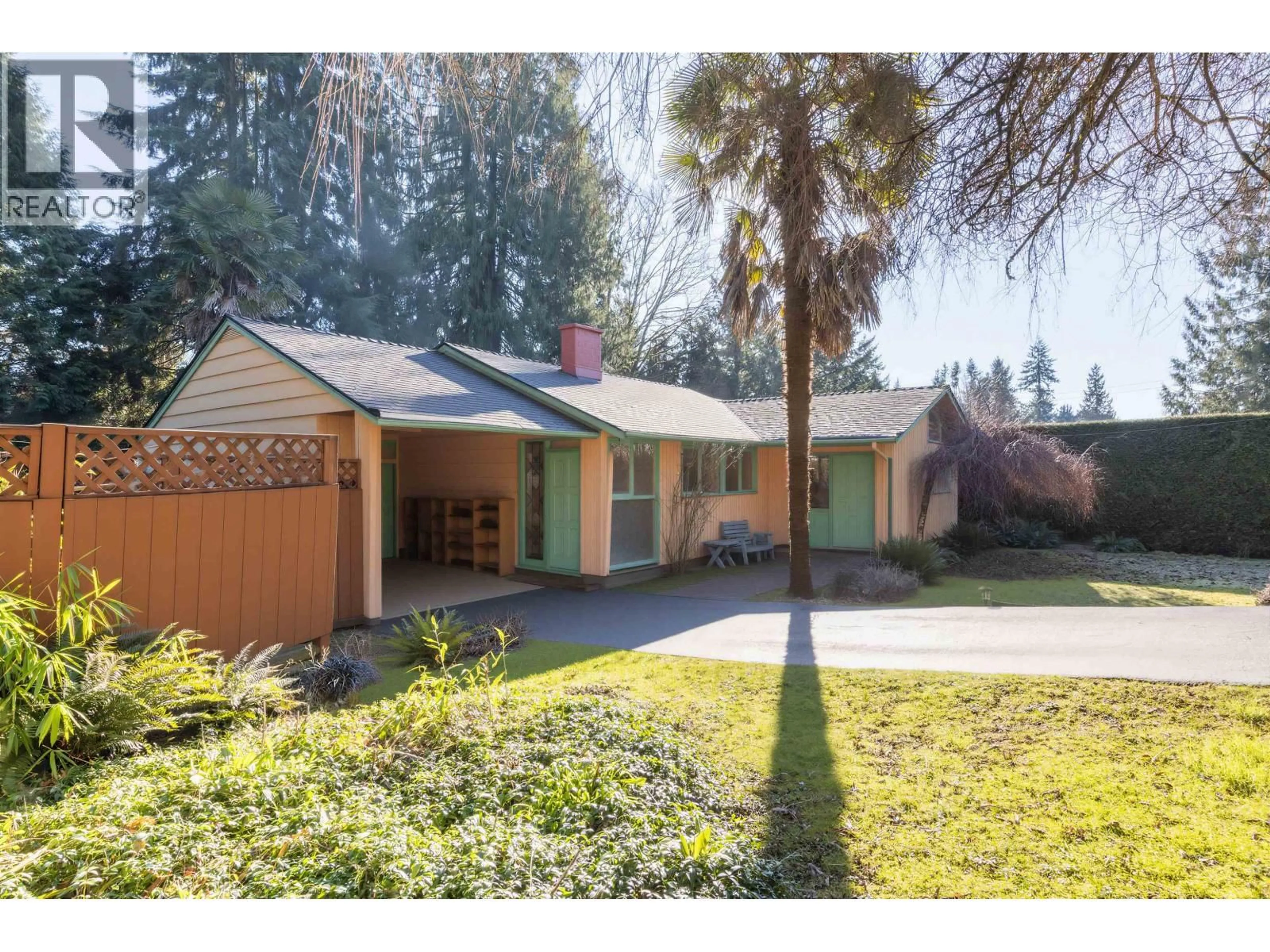 Unknown for 1670 AYLESLYNN DRIVE, North Vancouver British Columbia V7J2T3