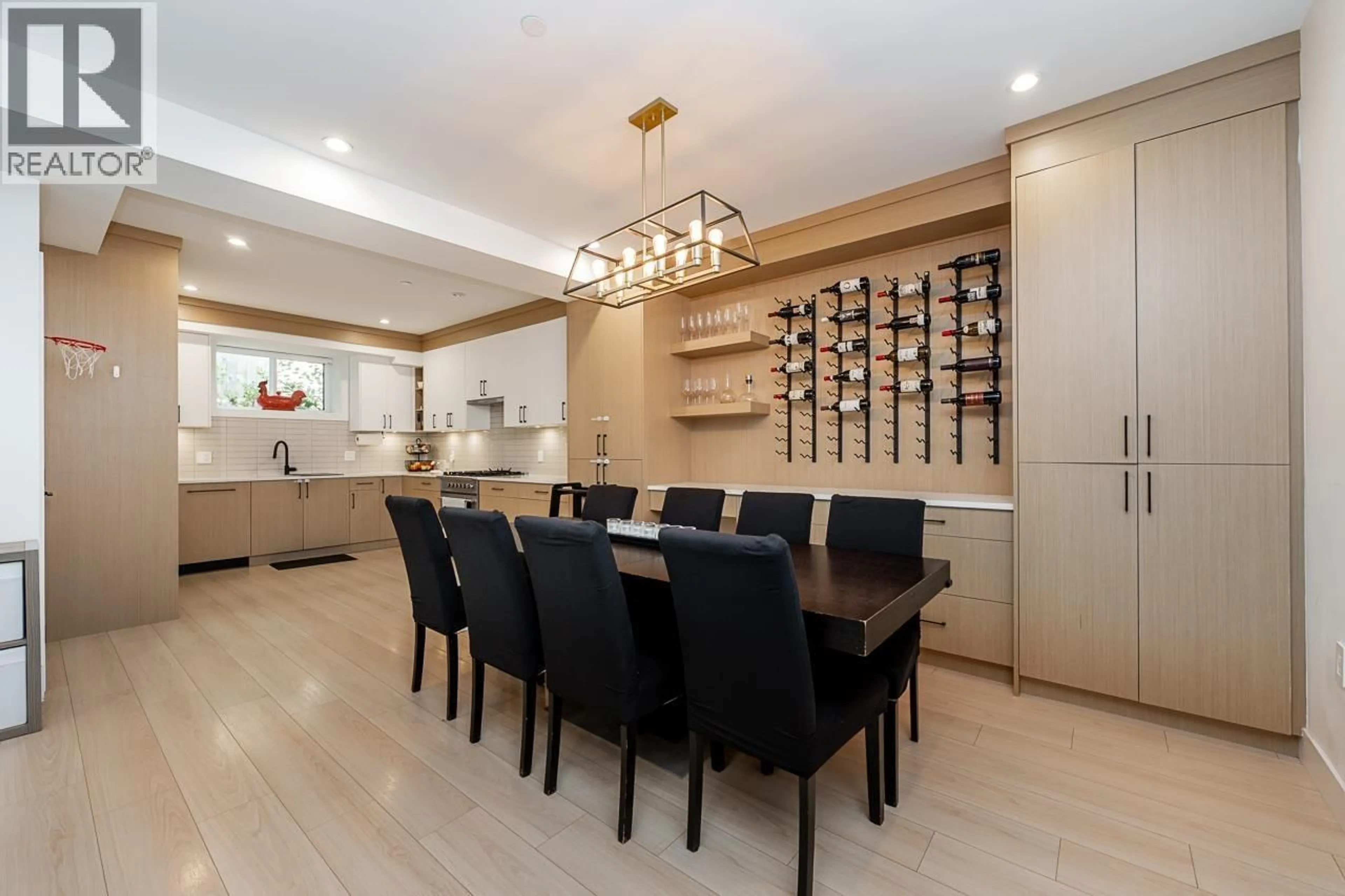 Dining room, unknown for 3896 WELWYN STREET, Vancouver British Columbia V5N3Y9