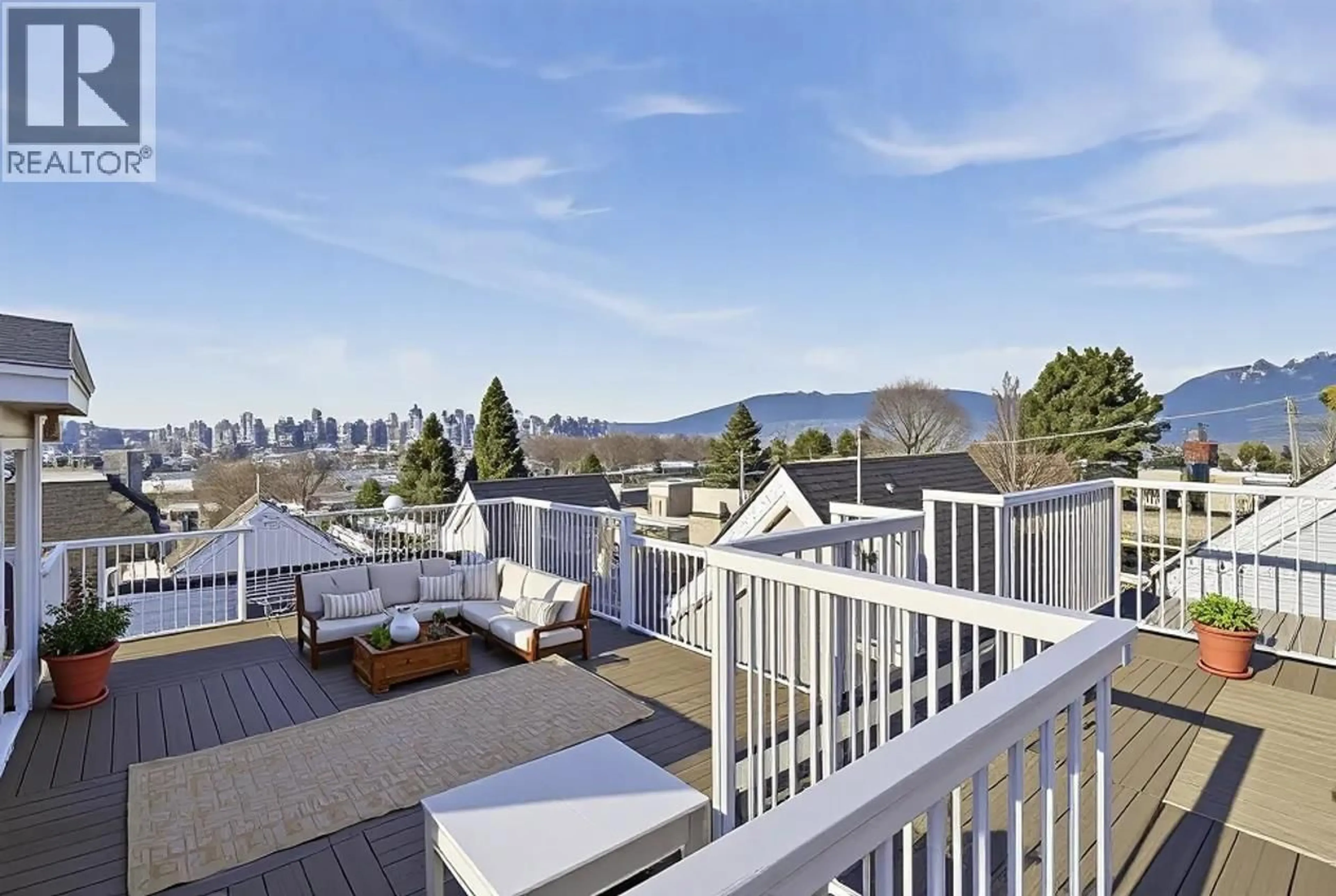 Patio, mountain view for 303 - 1433 1ST AVENUE, Vancouver British Columbia V5N1A4