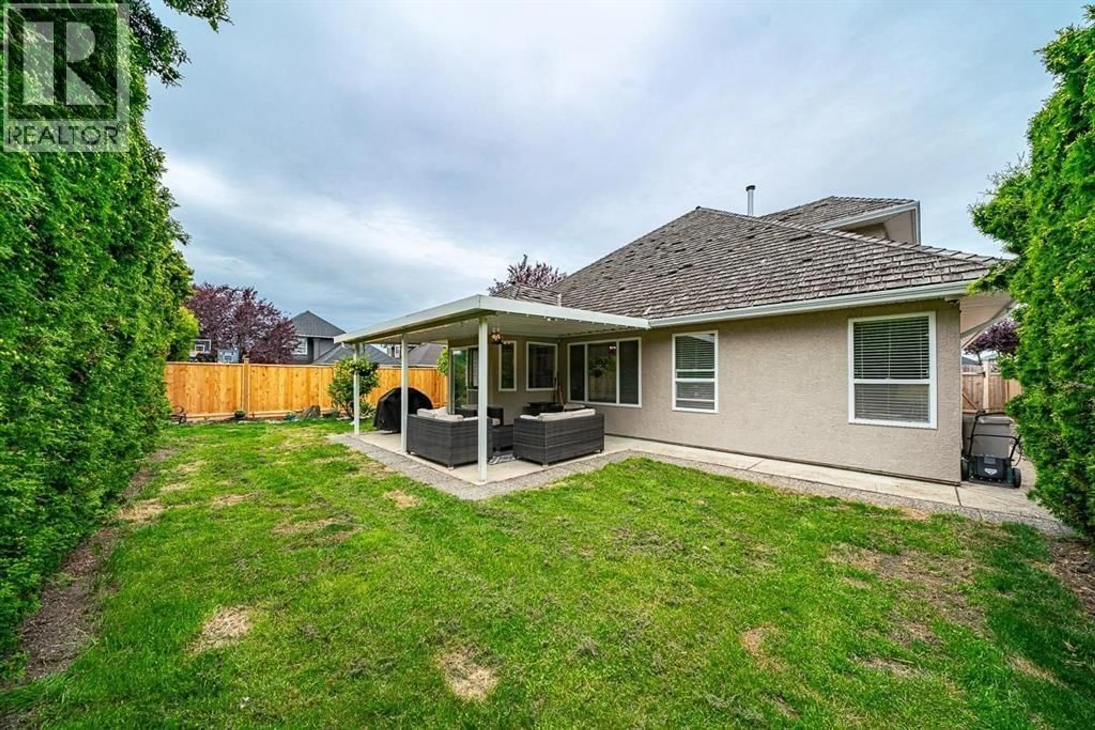 Patio, mountain view for 5298 ST ANDREWS PLACE, Delta British Columbia V4M4E5