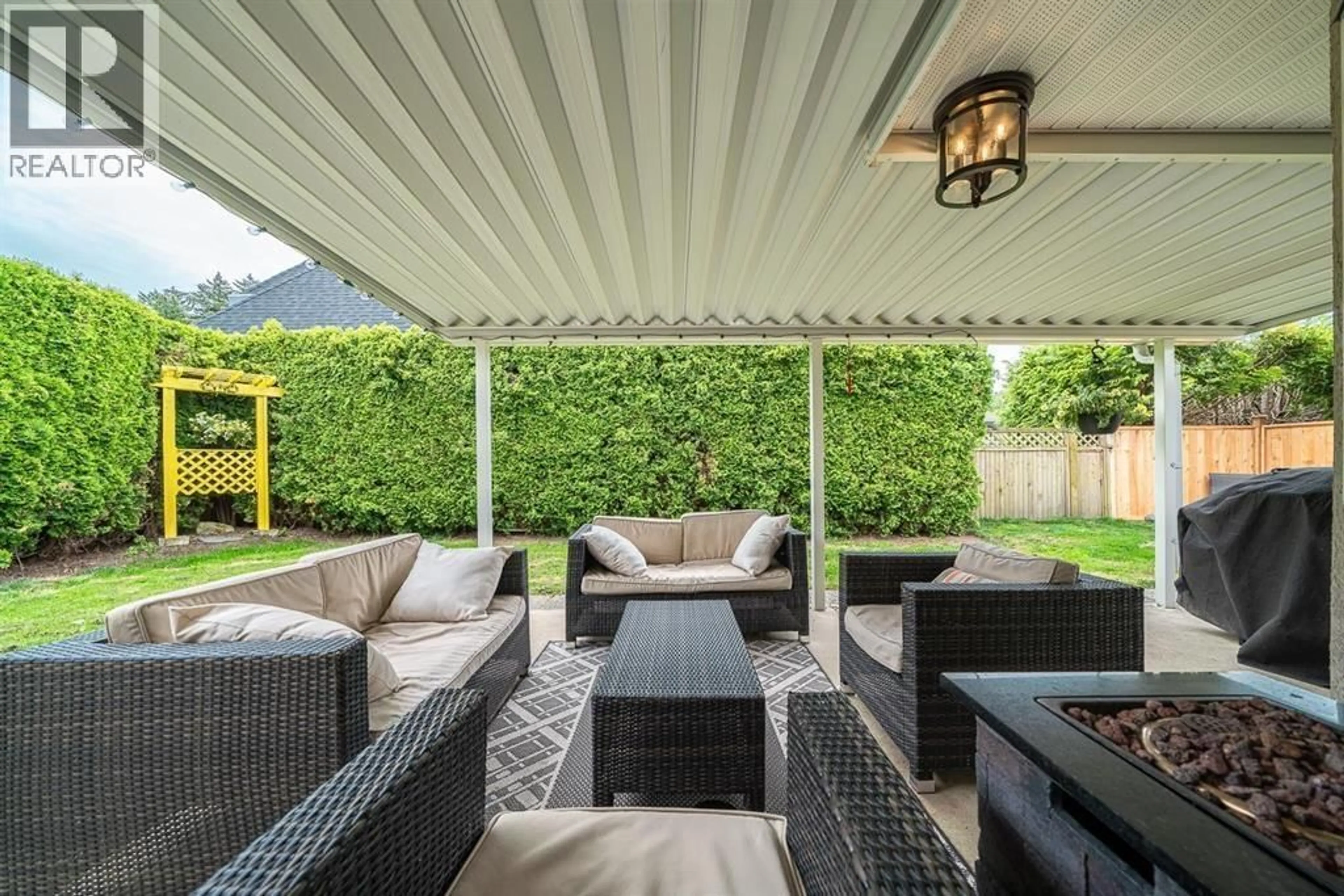 Patio, street for 5298 ST ANDREWS PLACE, Delta British Columbia V4M4E5