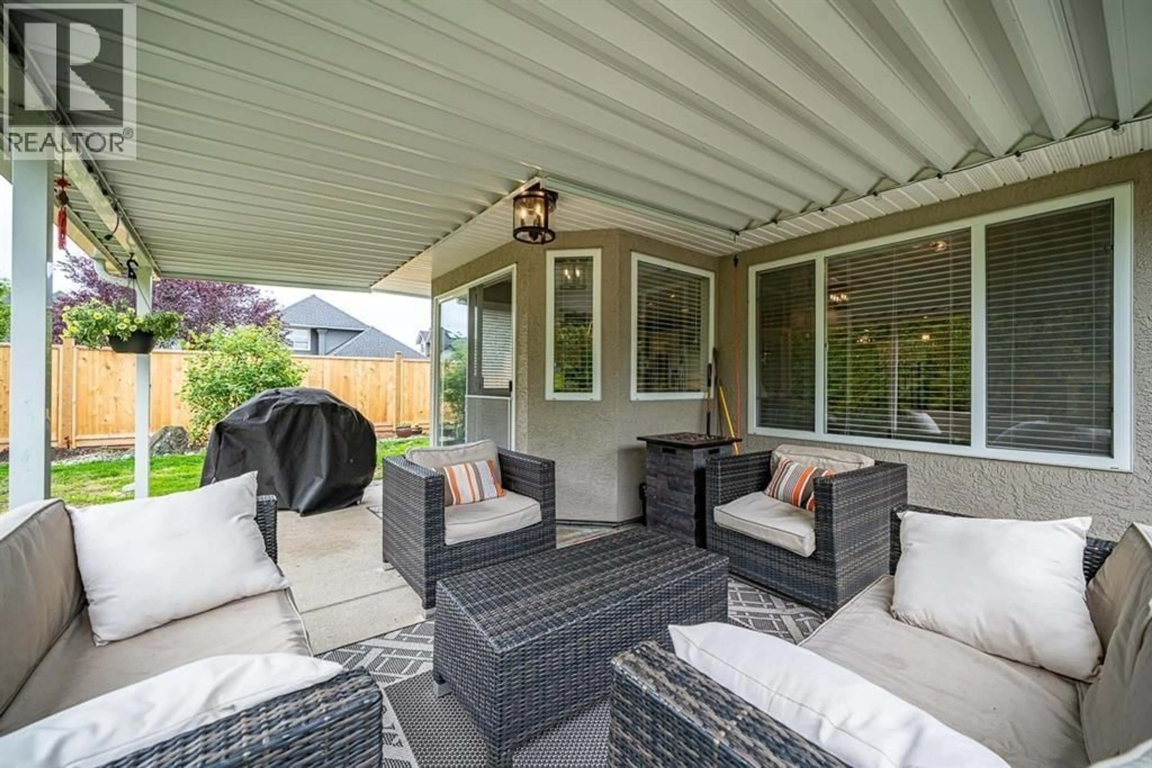Patio, street for 5298 ST ANDREWS PLACE, Delta British Columbia V4M4E5