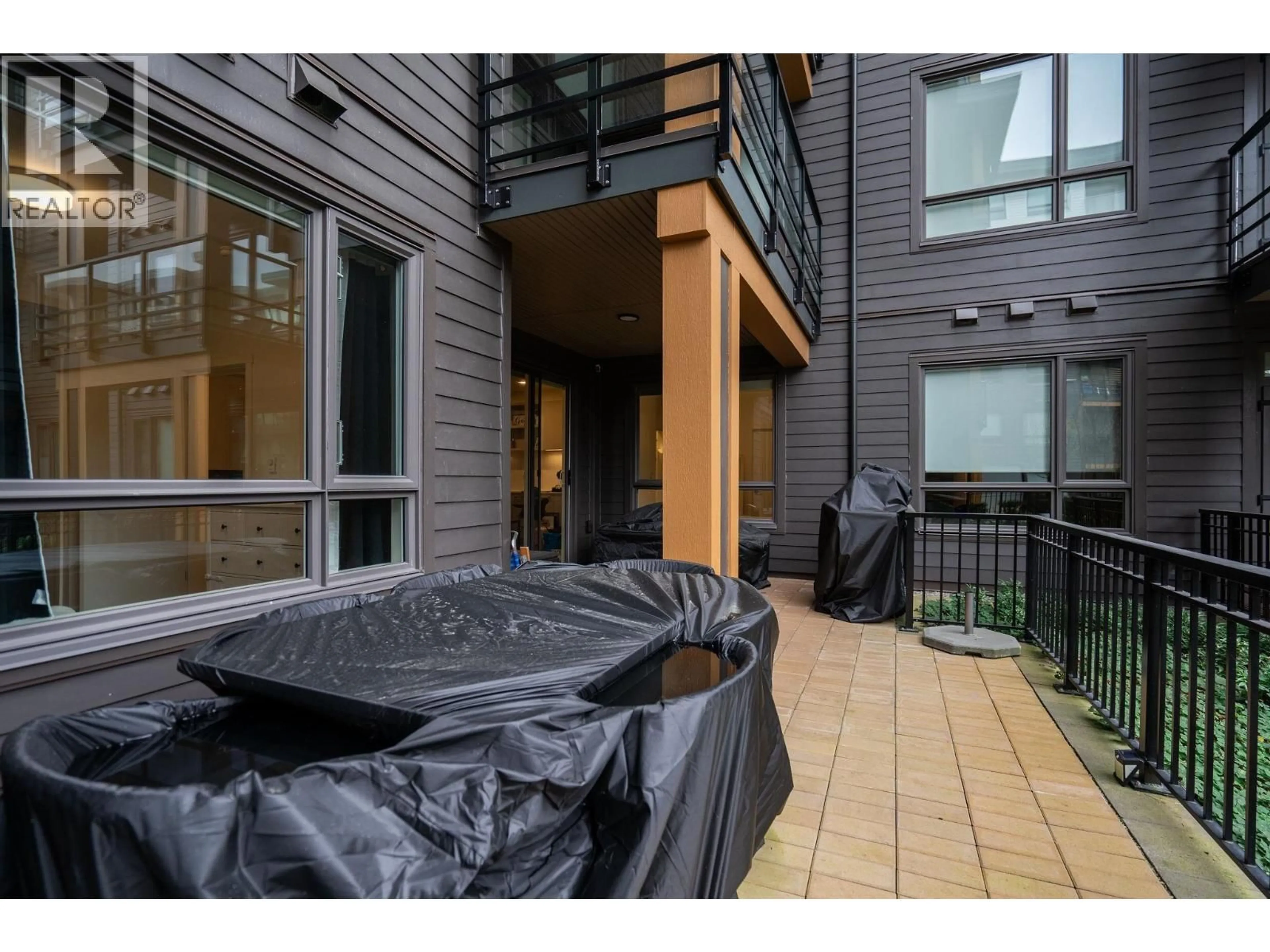 Patio, water/lake/river/ocean view for 101 - 741 ANSKAR COURT, Coquitlam British Columbia V3J0N3