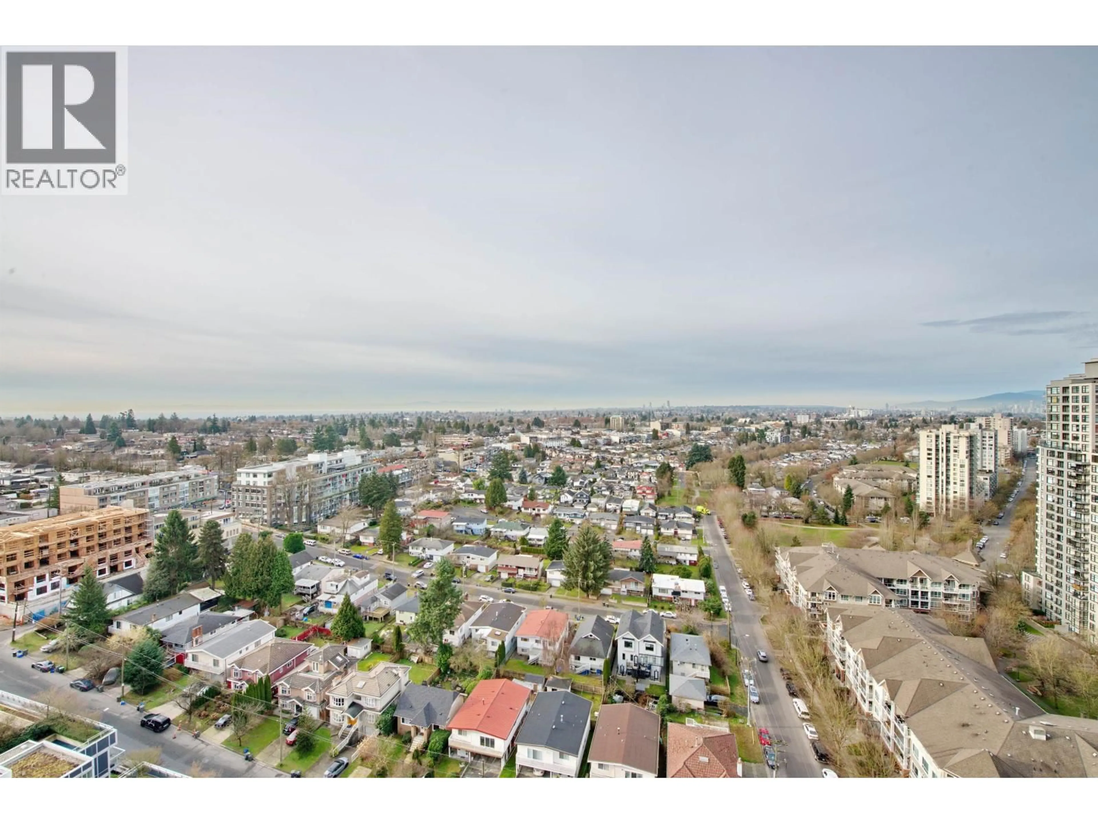 A pic from outside/outdoor area/front of a property/back of a property/a pic from drone, city buildings view from balcony for 2301 - 5515 BOUNDARY ROAD, Vancouver British Columbia V5R0E3