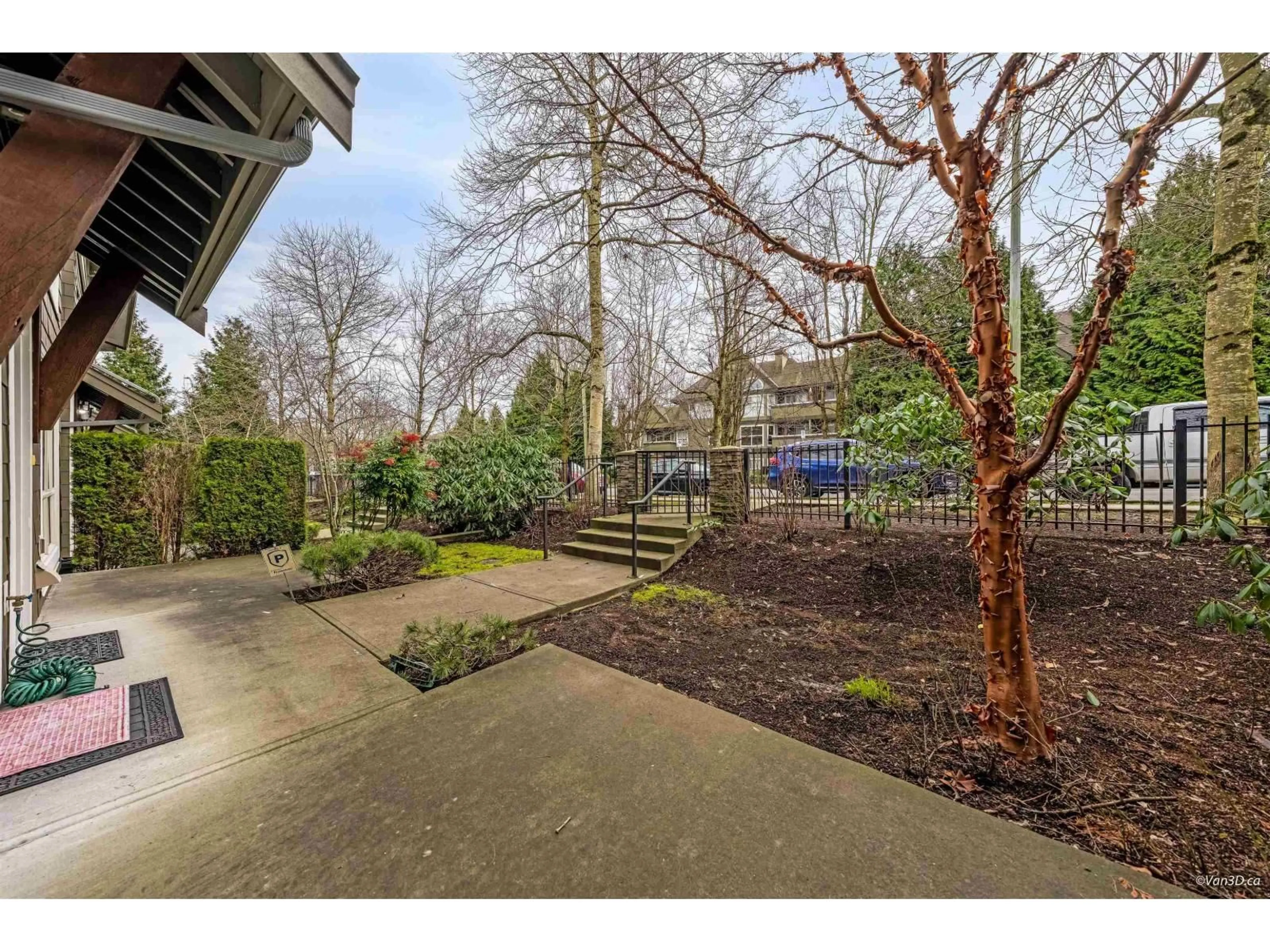 Unknown for 11 - 6671 121 STREET, Surrey British Columbia V3W1T9