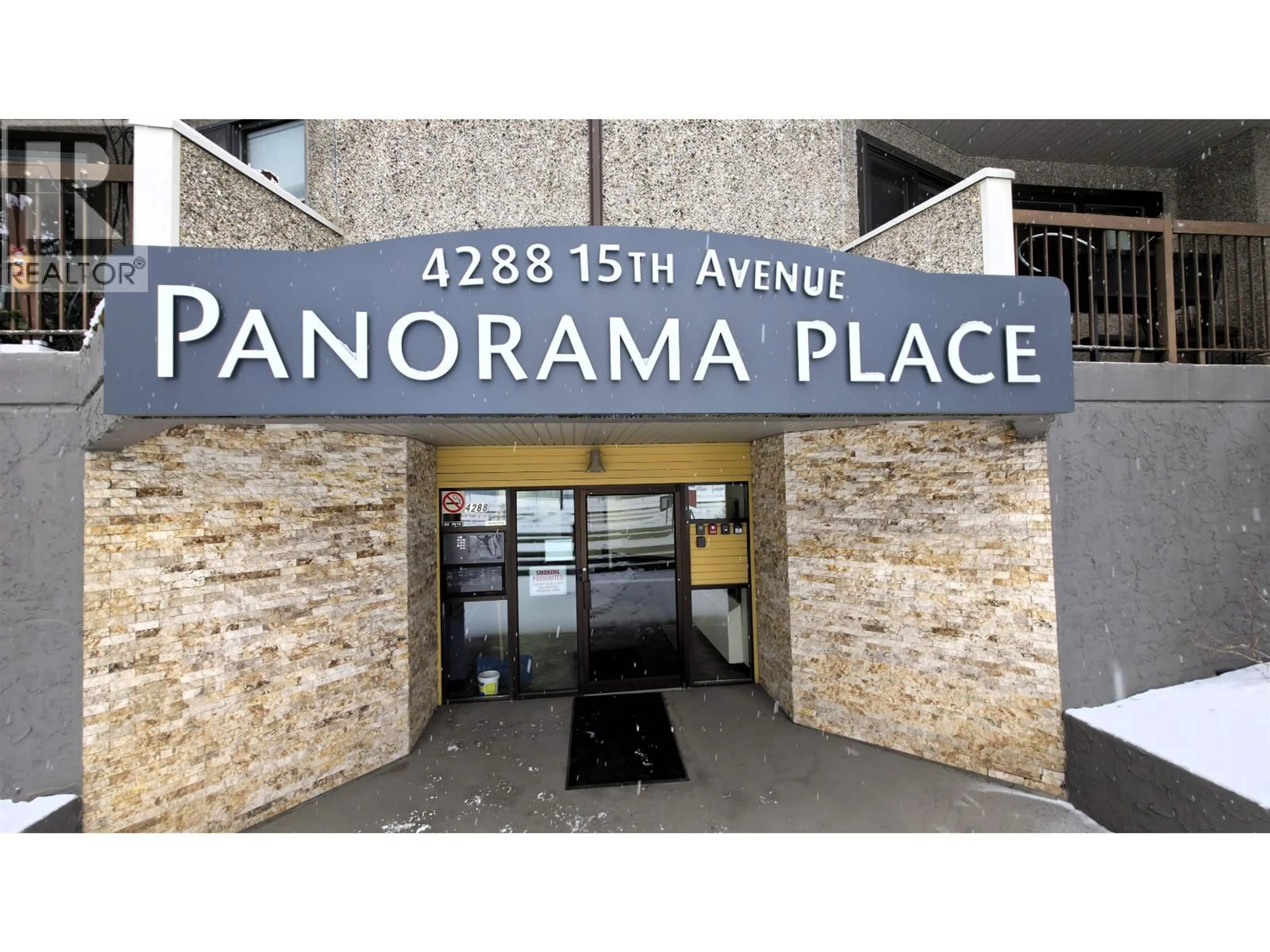 Indoor foyer for 323 - 4288 15TH AVENUE, Prince George British Columbia V2M5K6