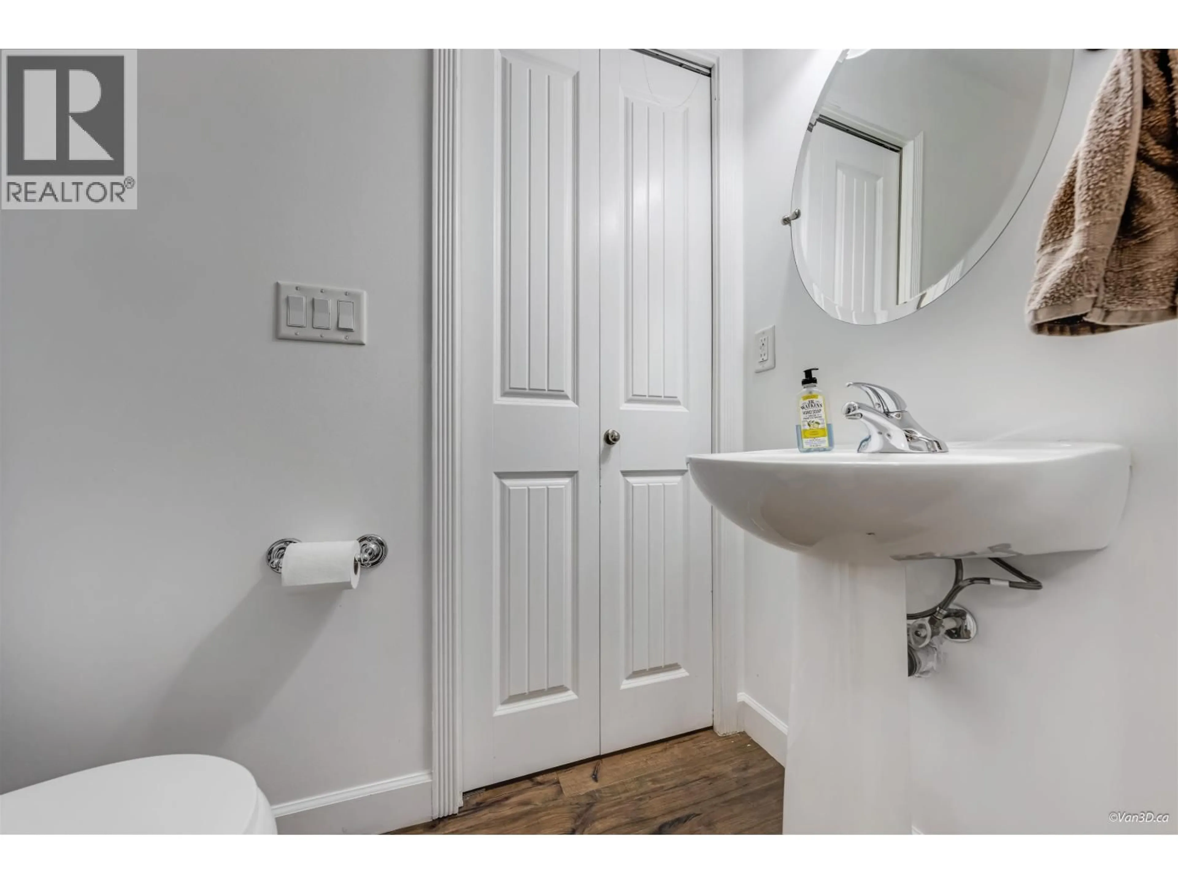 Standard bathroom, unknown for 107 - 976 ADAIR AVENUE, Coquitlam British Columbia V3K3V2