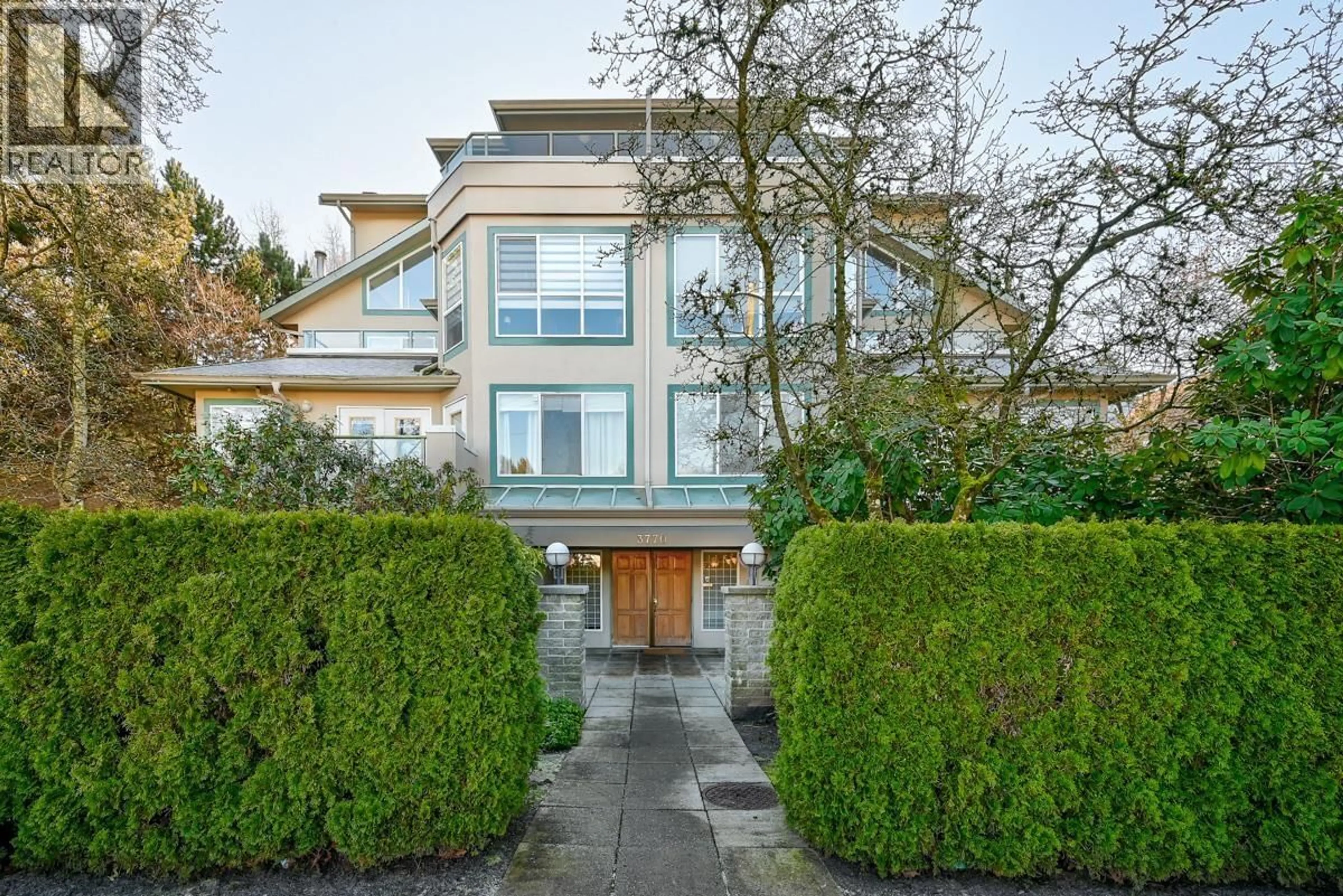 Patio, unknown for 102 - 3770 THURSTON STREET, Burnaby British Columbia V5H1H7