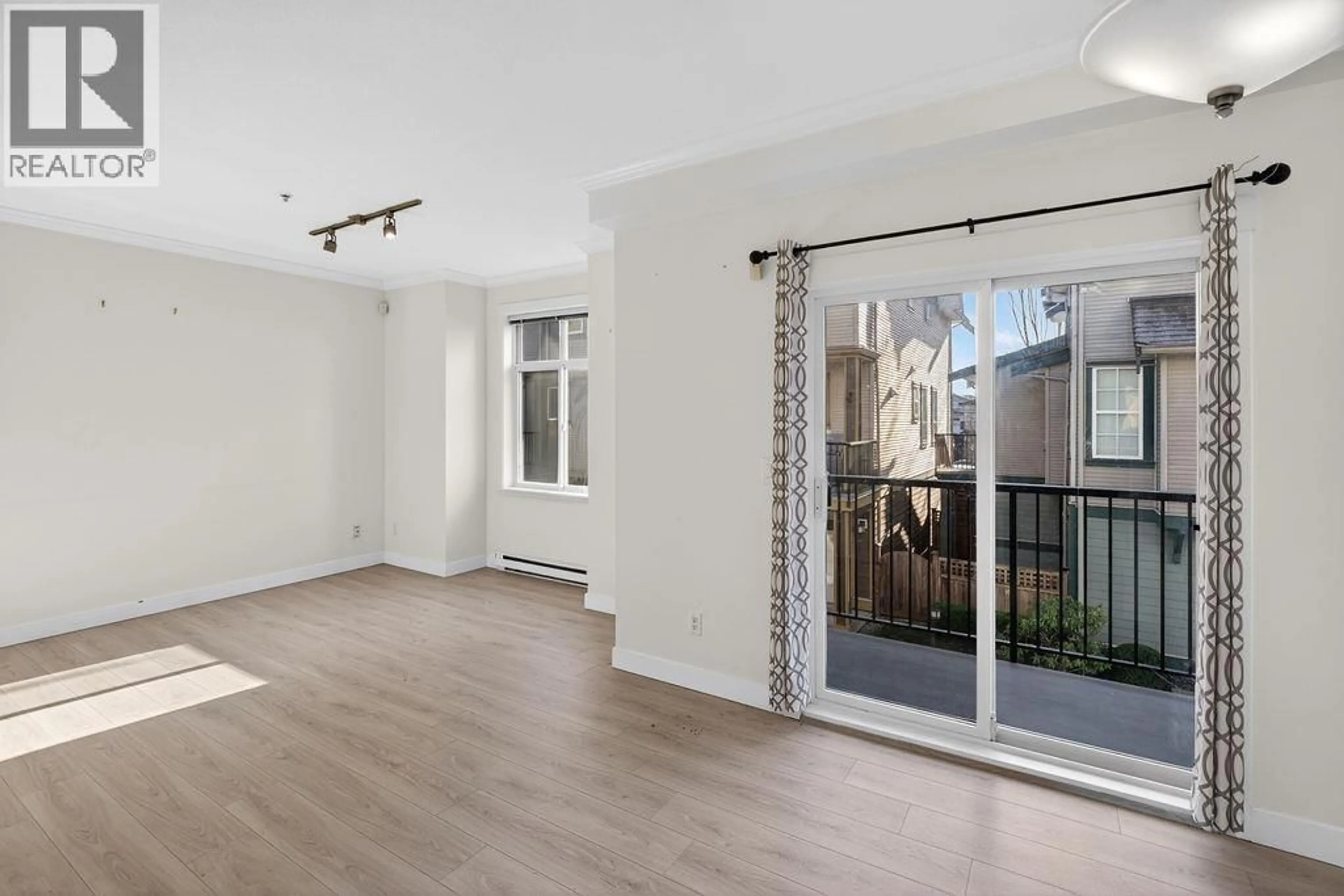 A pic of a room for 34 - 1211 EWEN AVENUE, New Westminster British Columbia V3M5E5