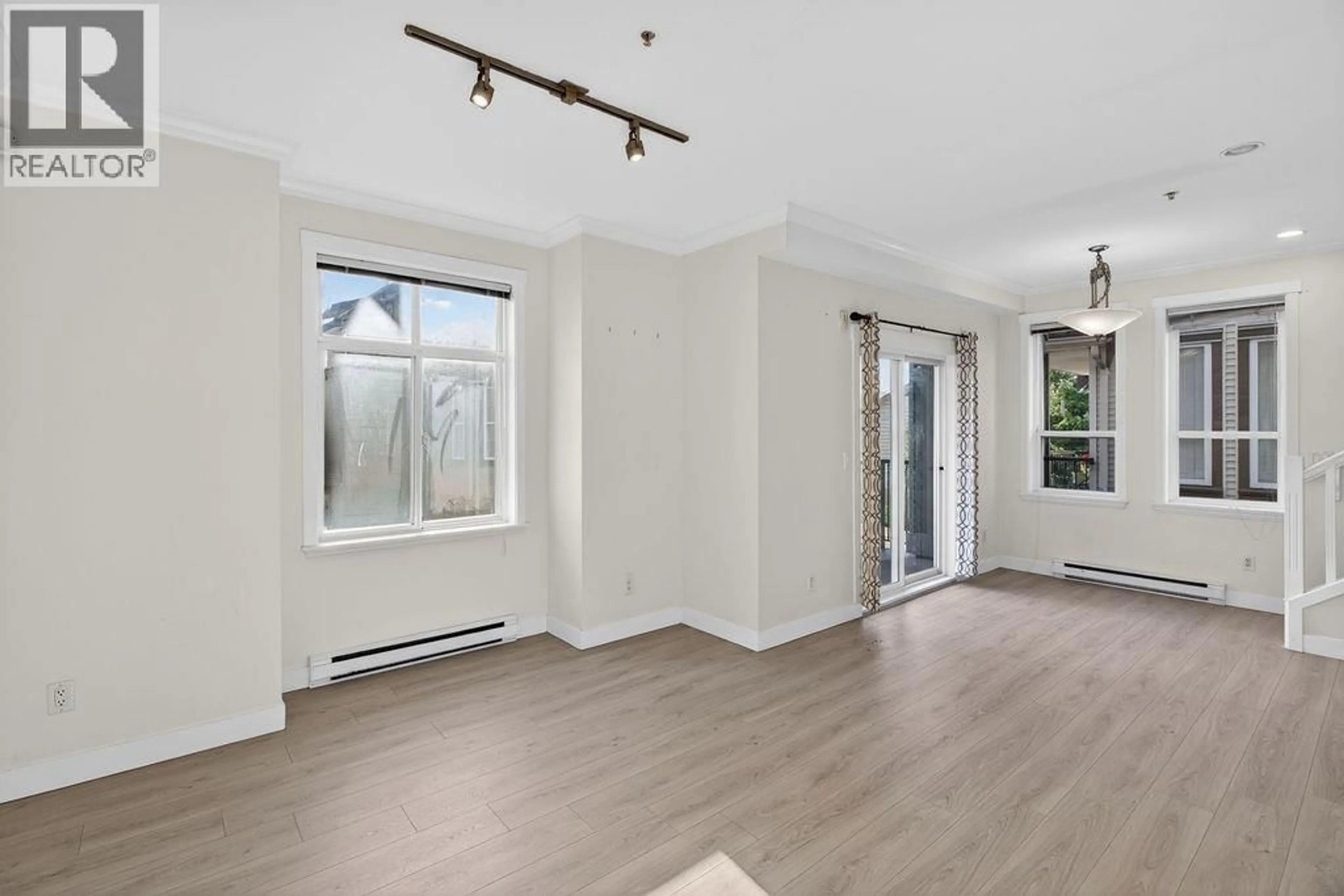 A pic of a room for 34 - 1211 EWEN AVENUE, New Westminster British Columbia V3M5E5