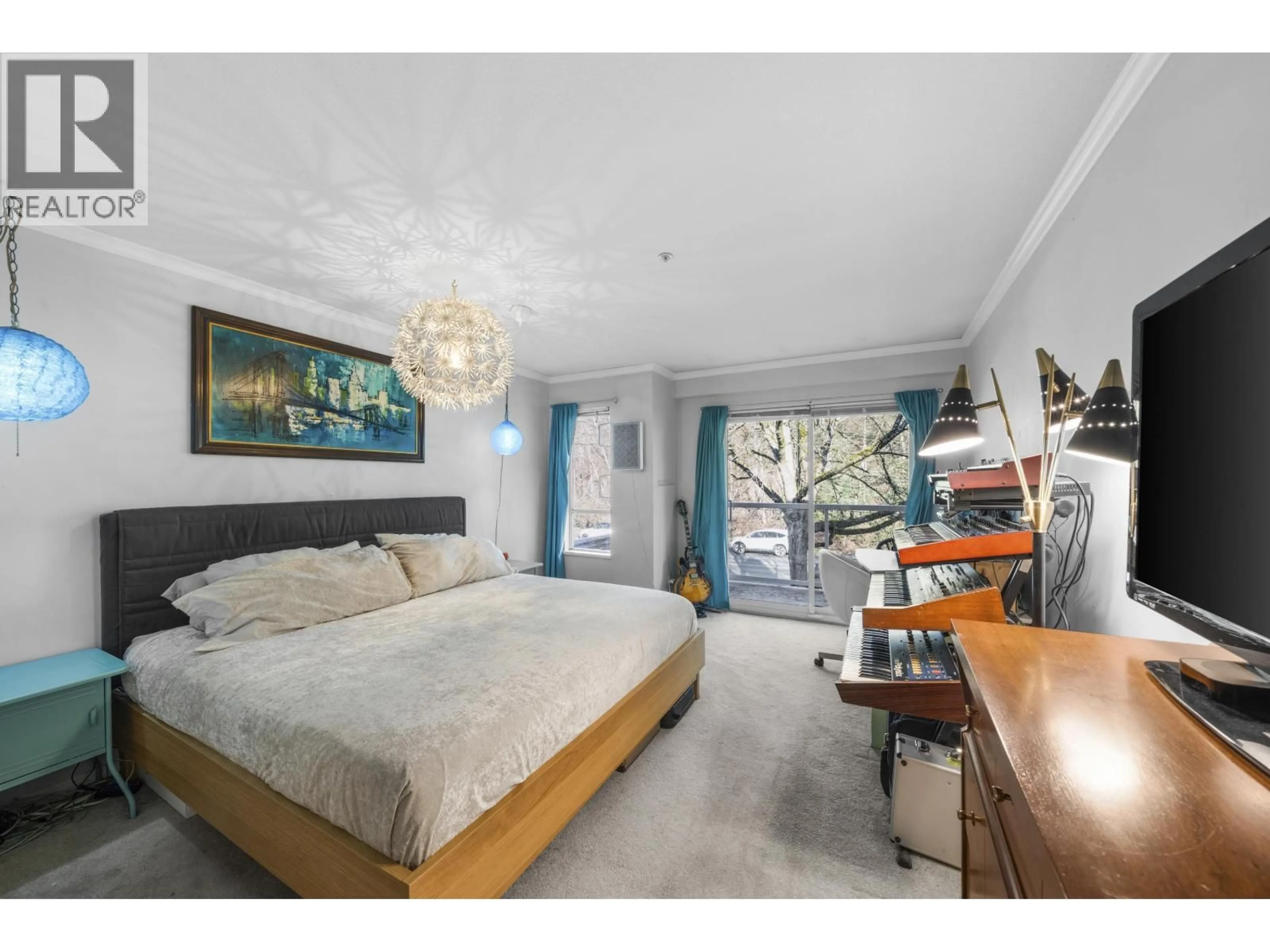 A pic of a room for 306 - 3400 MARINE DRIVE, Vancouver British Columbia V5S4P8