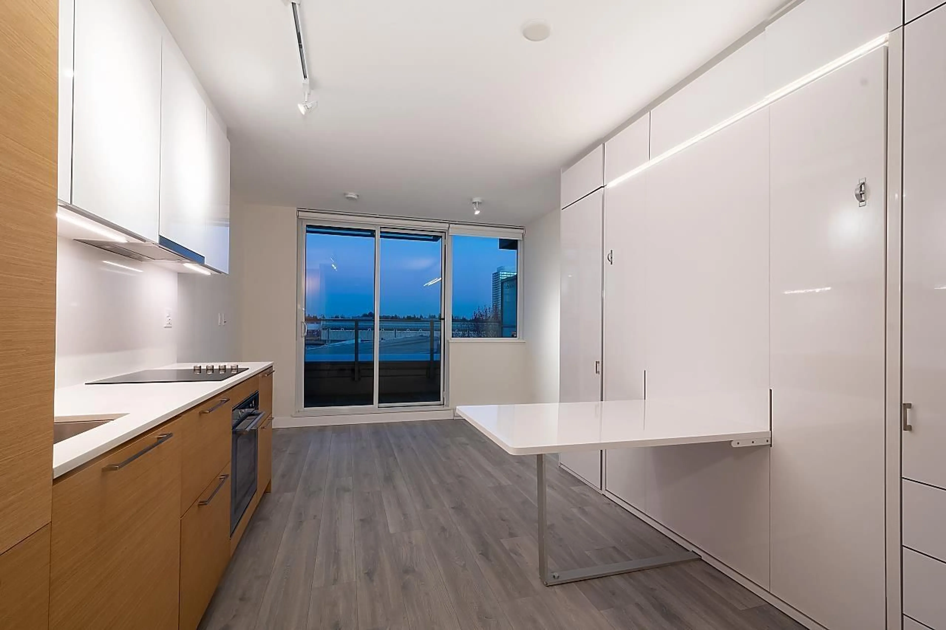 A pic of a room for 510 - 13438 CENTRAL AVENUE, Surrey British Columbia V3T0N2