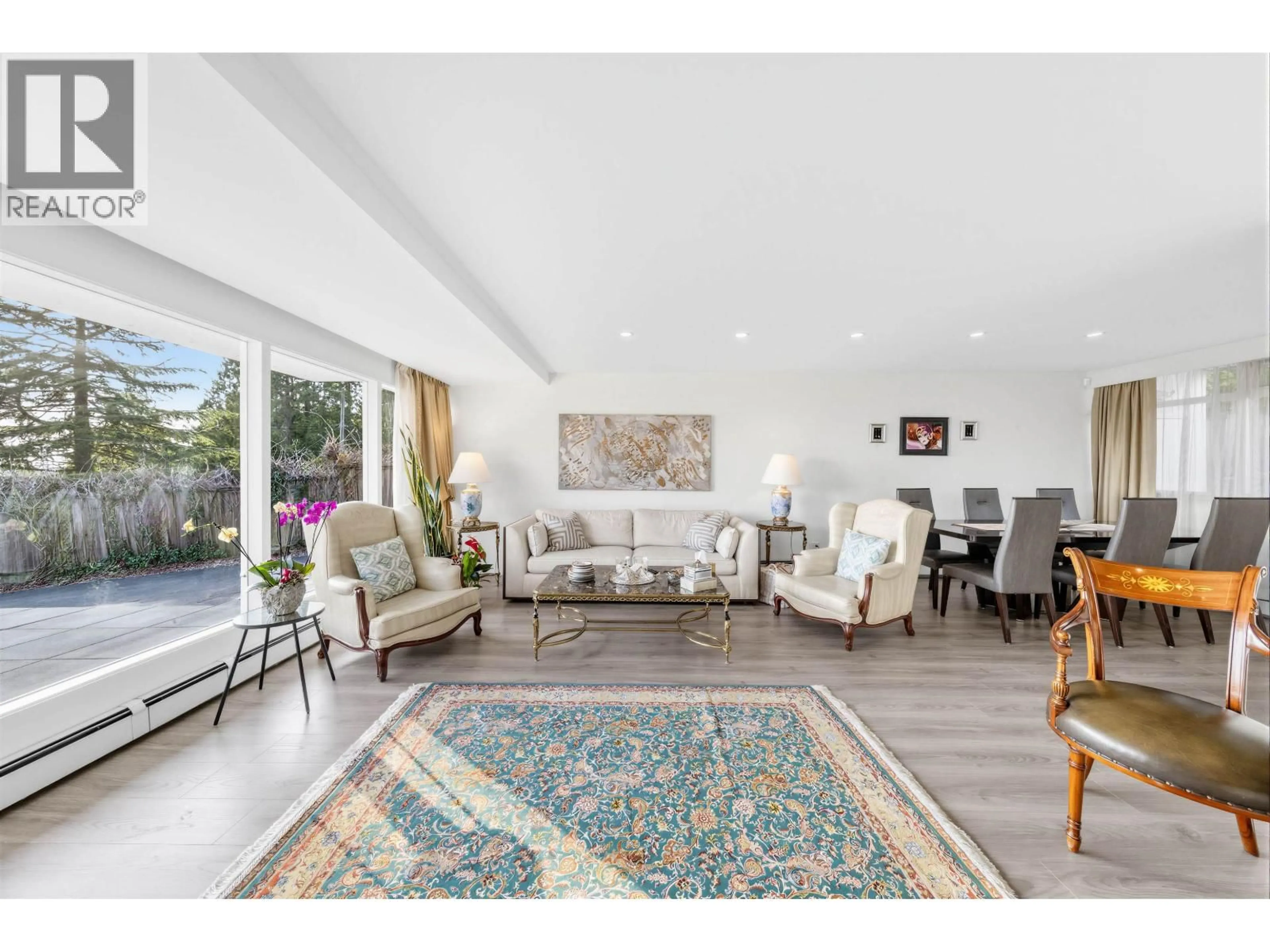 Living room with furniture, unknown for 1555 LAWSON AVENUE, West Vancouver British Columbia V7V2C8