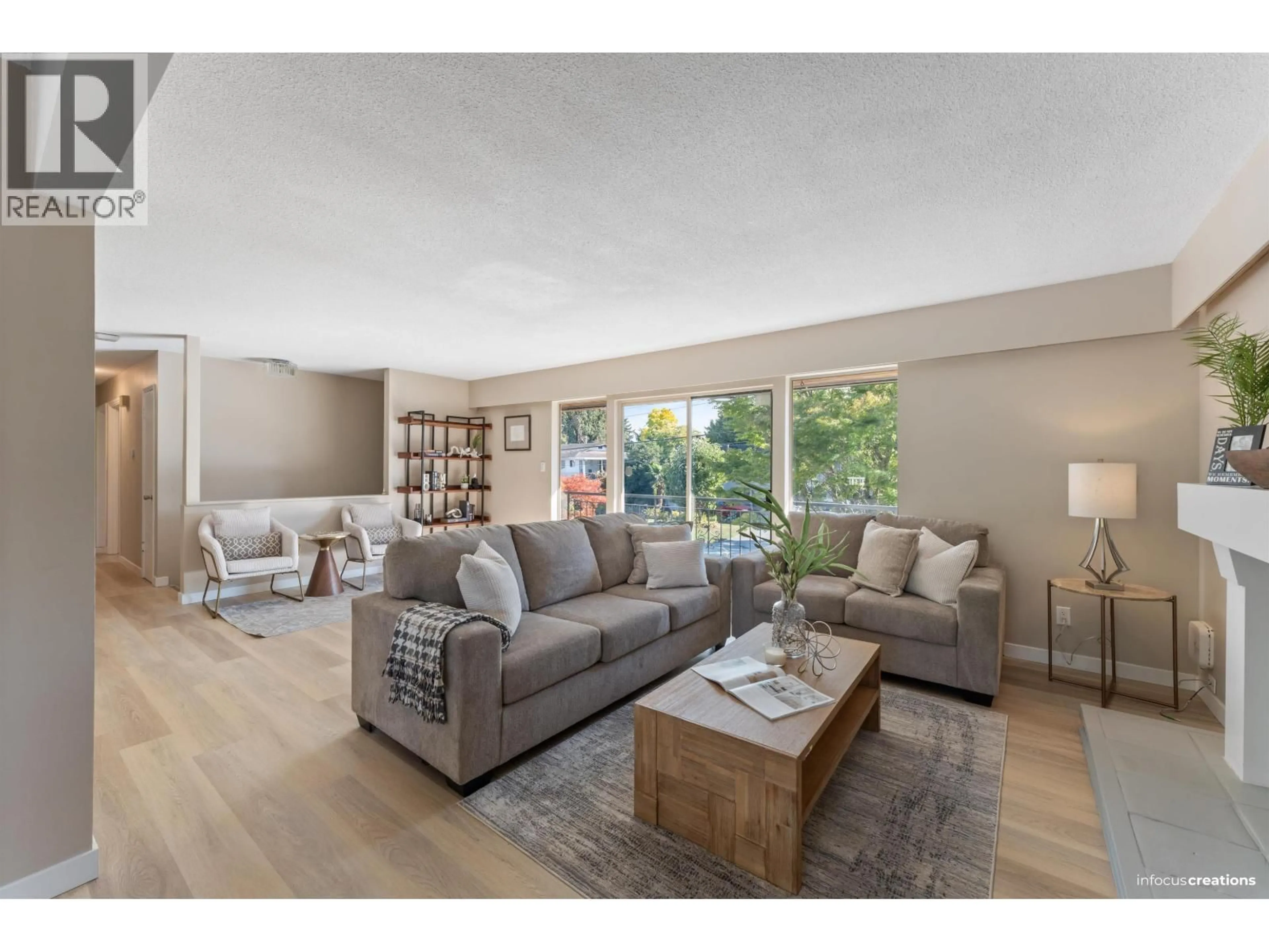 Living room with furniture, unknown for 5237 BELAIR DRIVE, Tsawwassen British Columbia V4M2E3