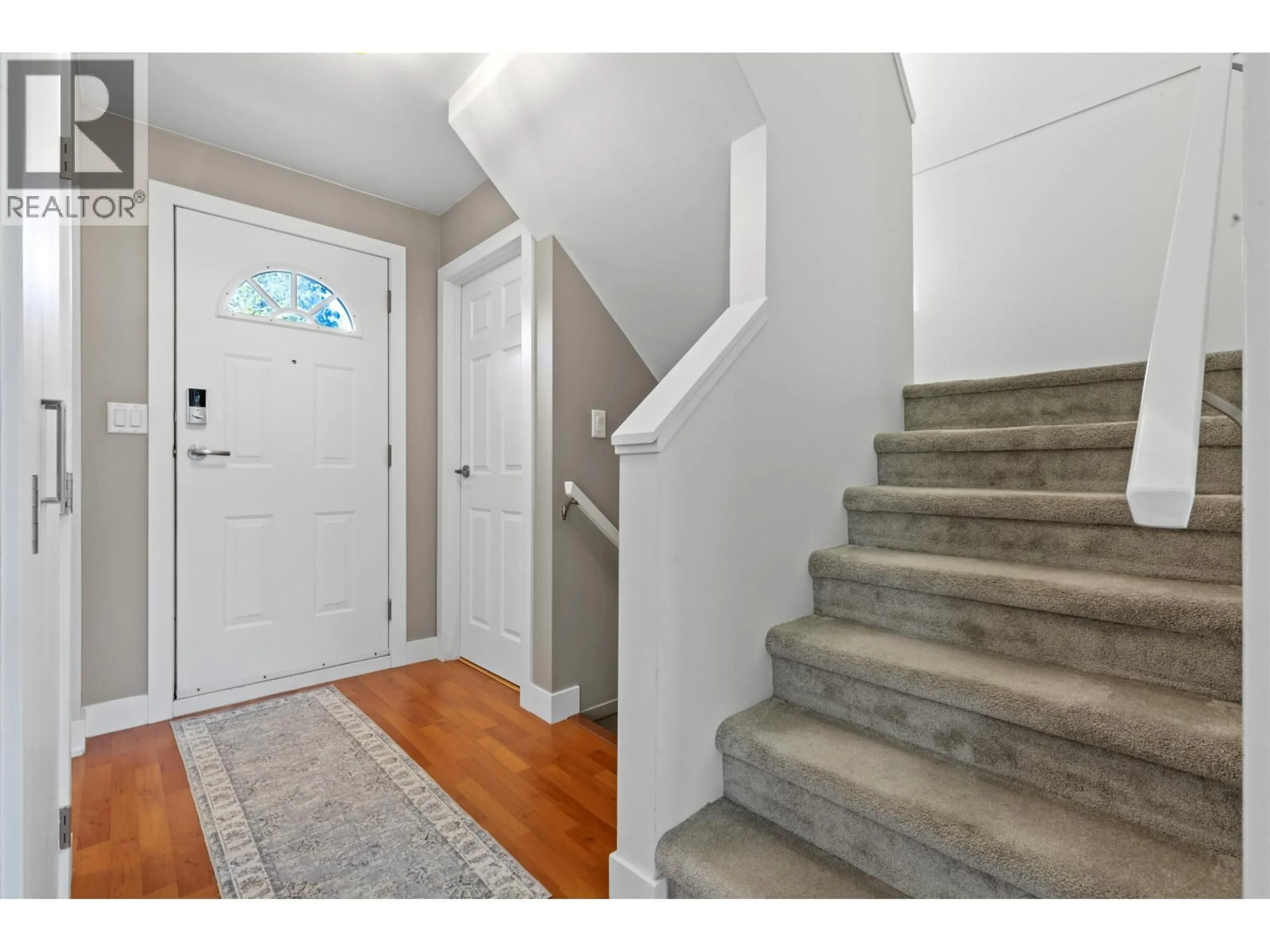 Indoor entryway for 3 - 2301 ST. JOHNS STREET, Port Moody British Columbia V3H4M1