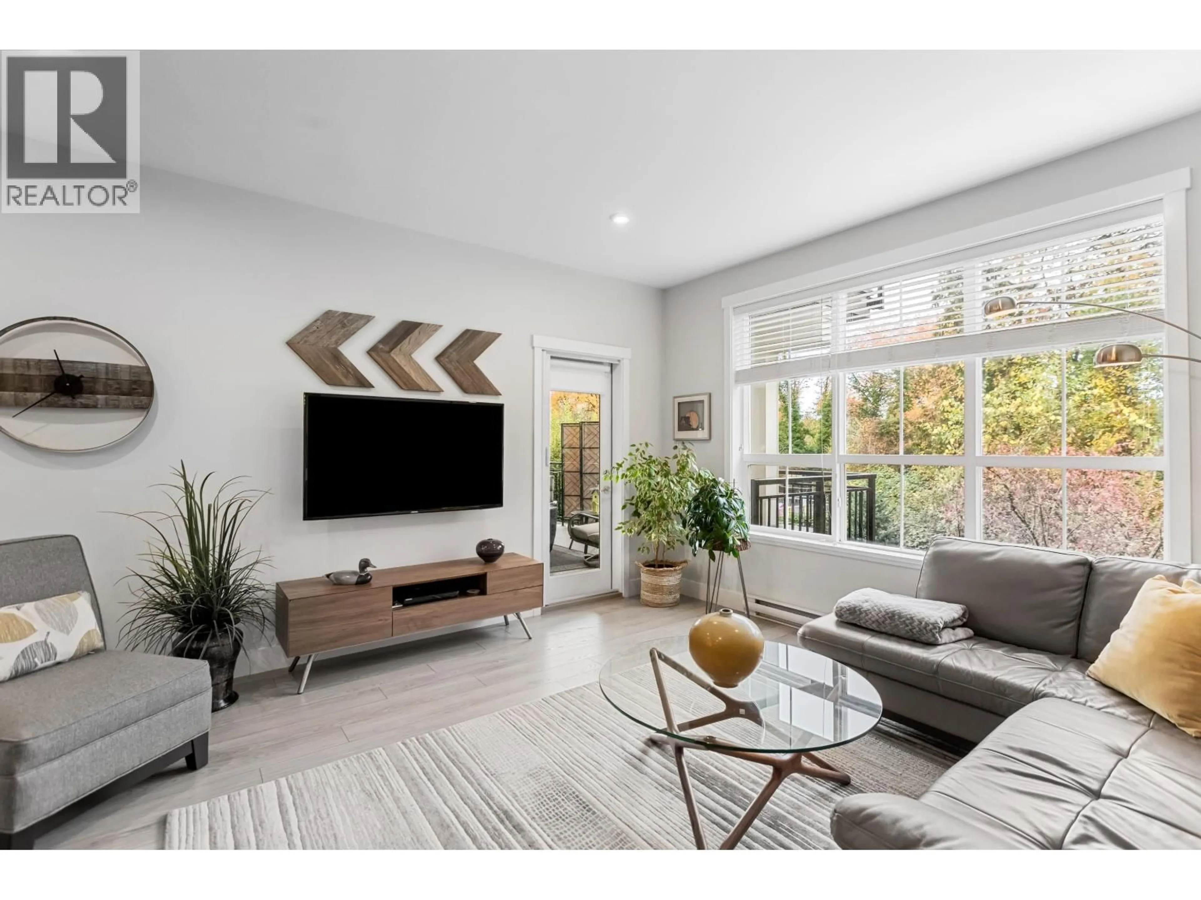 Living room with furniture, unknown for 206 - 12367 224 STREET, Maple Ridge British Columbia V2X6B9