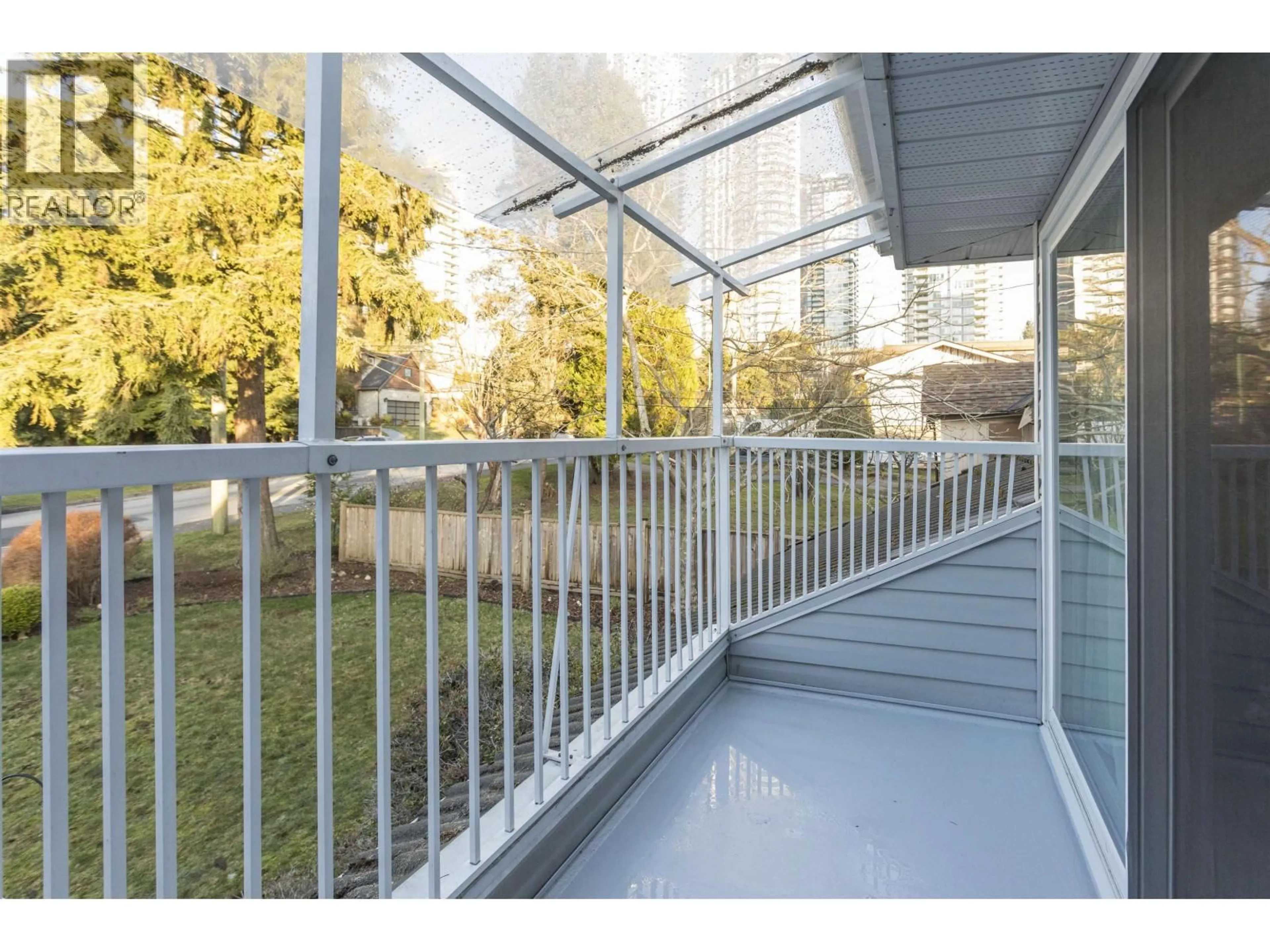 Unknown for 9890 LYNDHURST STREET, Burnaby British Columbia V3J1G1