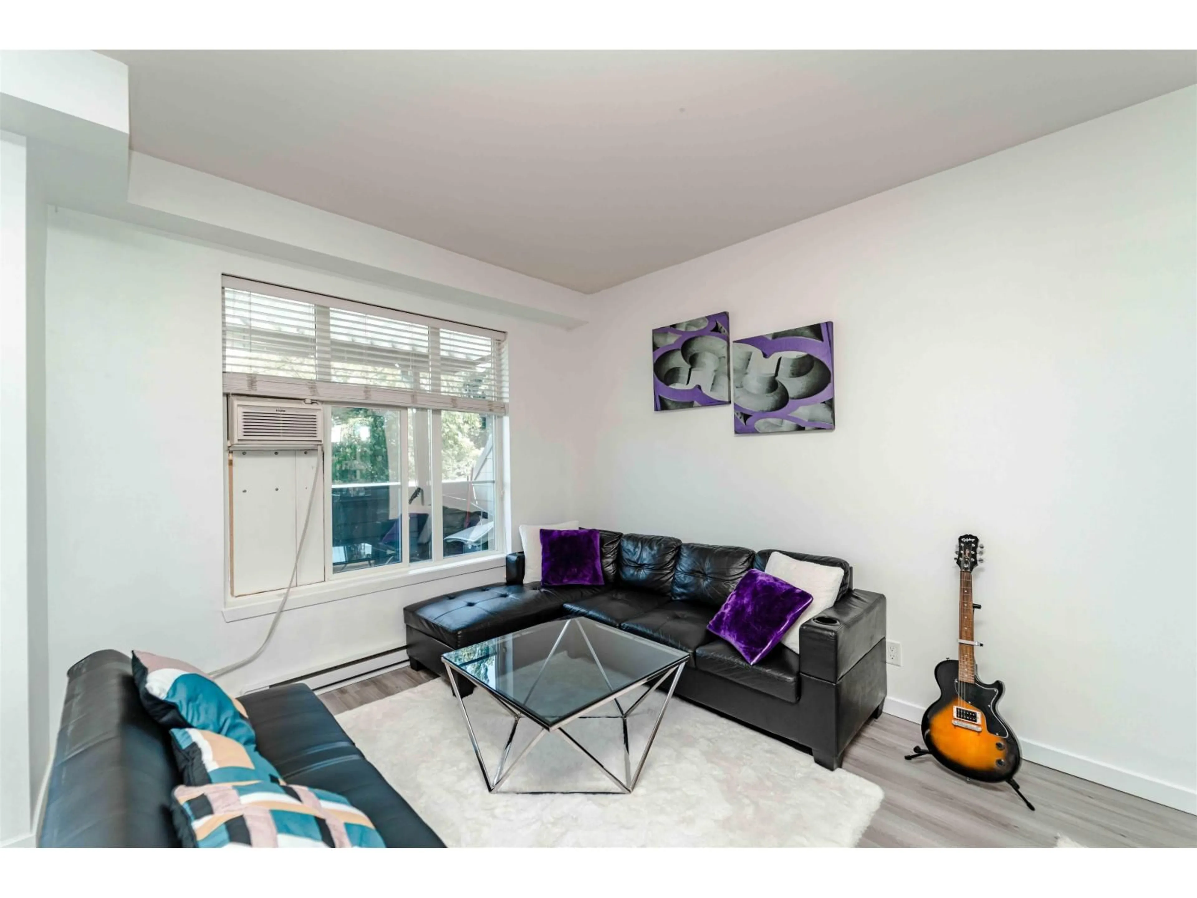 Living room with furniture, unknown for 216 - 32083 HILLCREST AVENUE, Abbotsford British Columbia V2T1S3