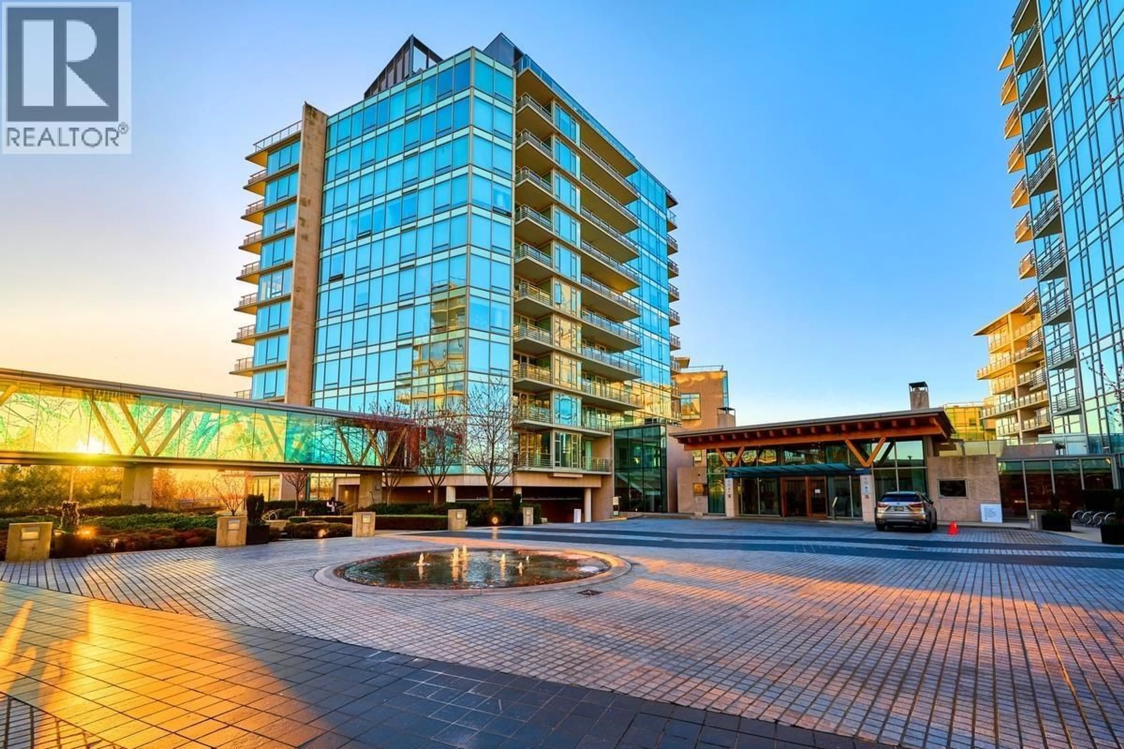 Patio, building for 103 - 5151 BRIGHOUSE WAY, Richmond British Columbia V7C0A6