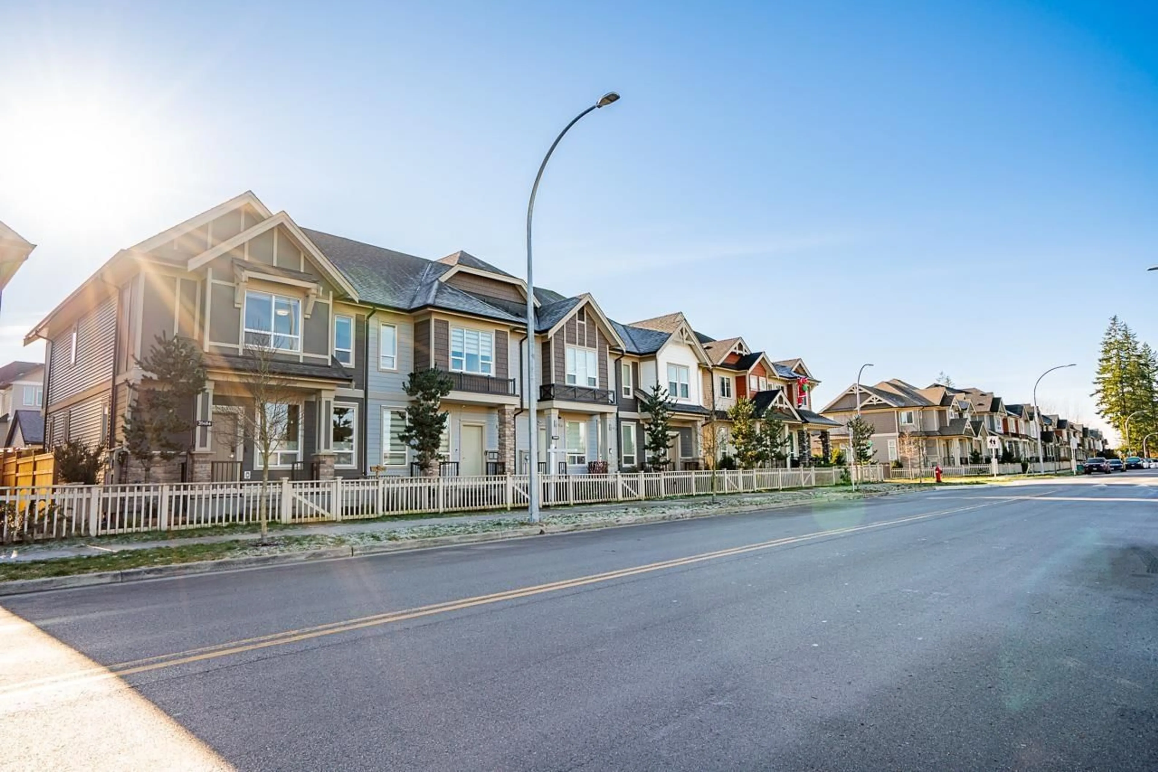 Unknown for 20484 78 AVENUE, Langley British Columbia V2Y4K3