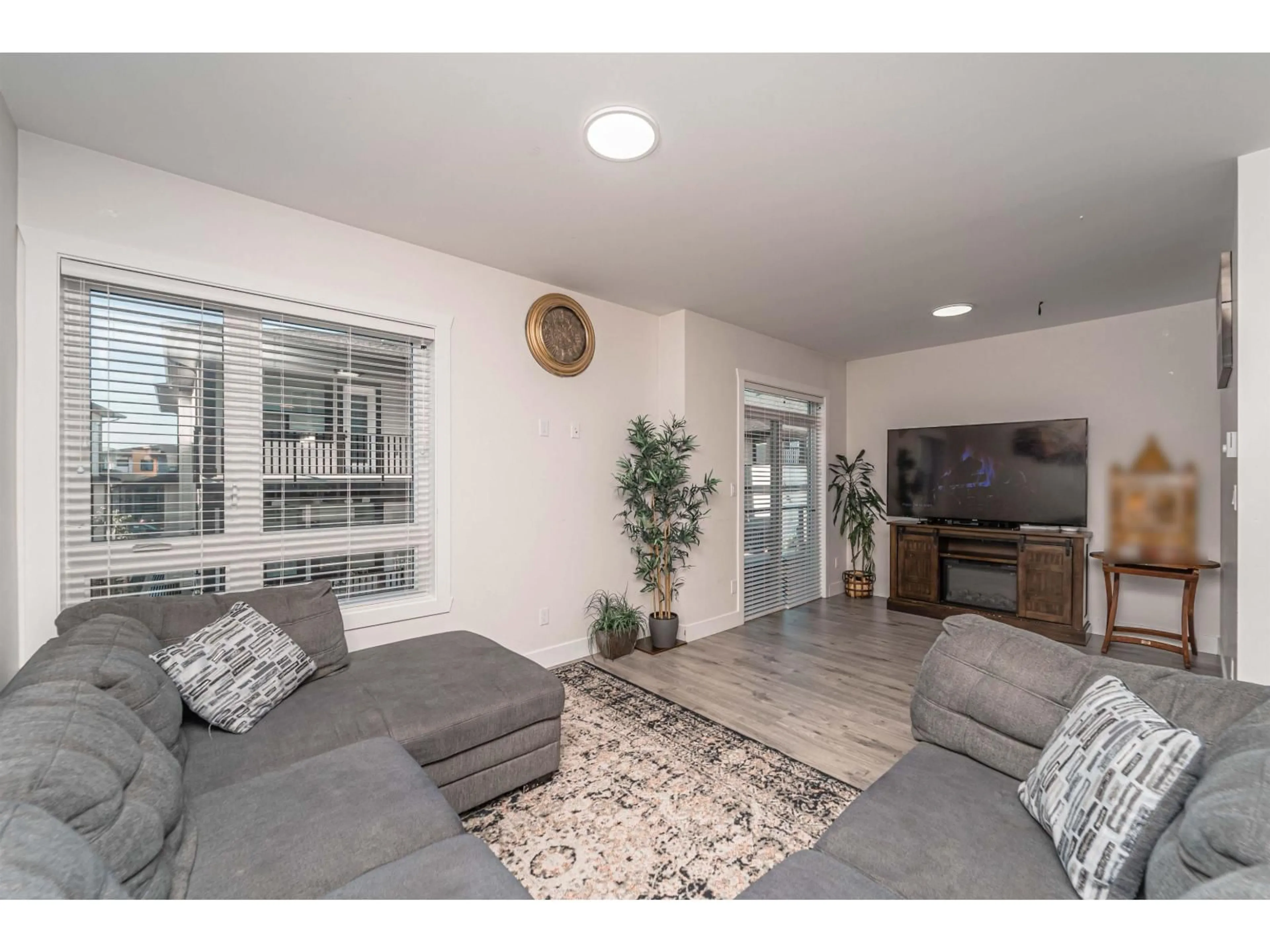 Living room with furniture, unknown for 12 - 3323 ROCKHILL PLACE, Abbotsford British Columbia V2T0J9