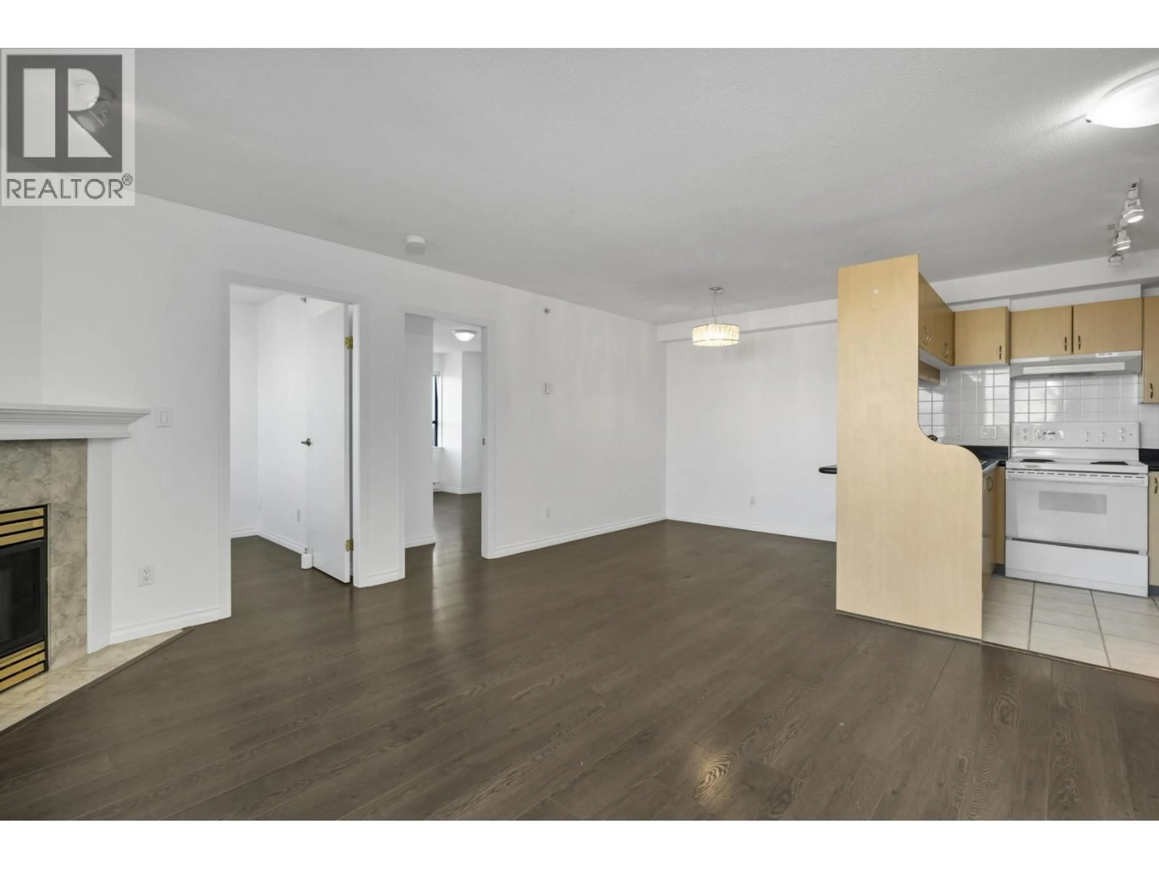 A pic of a room for 1106 - 6611 COONEY ROAD, Richmond British Columbia V6Y4C5