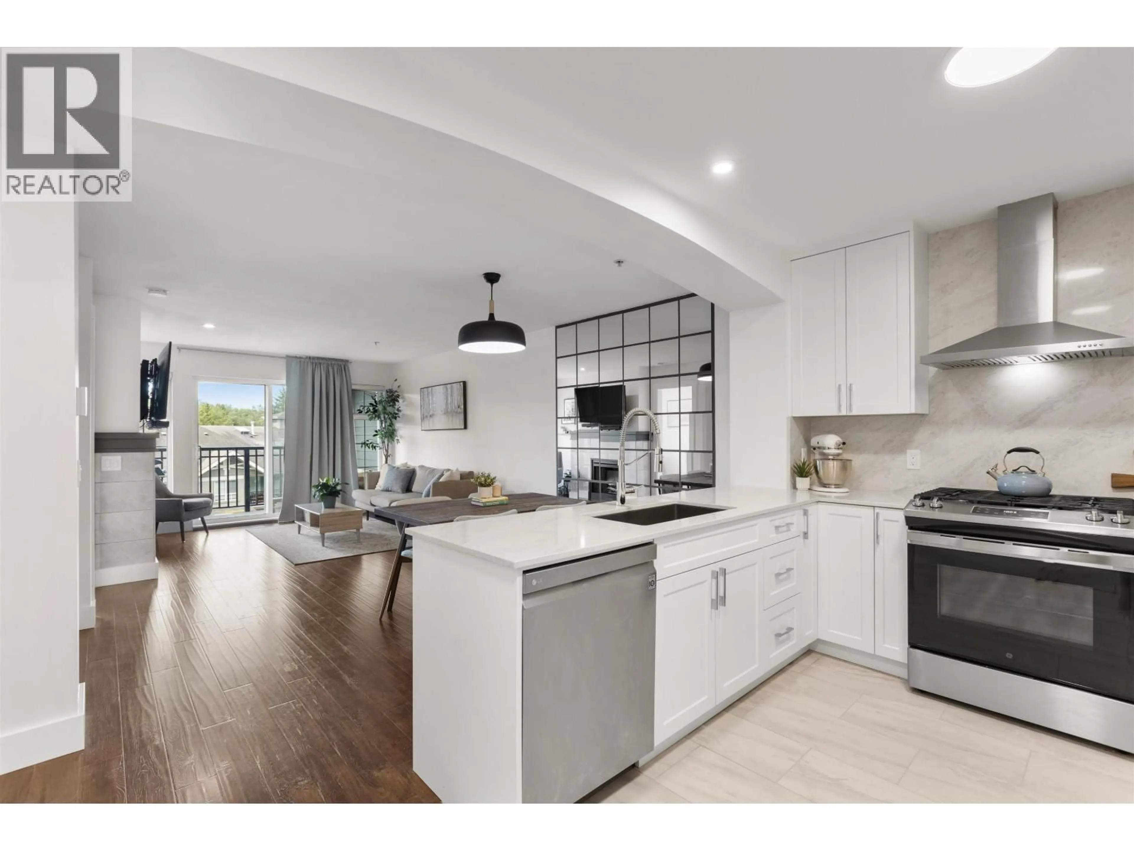 Open concept kitchen, unknown for 311 - 9098 HALSTON COURT, Burnaby British Columbia V3N0A6