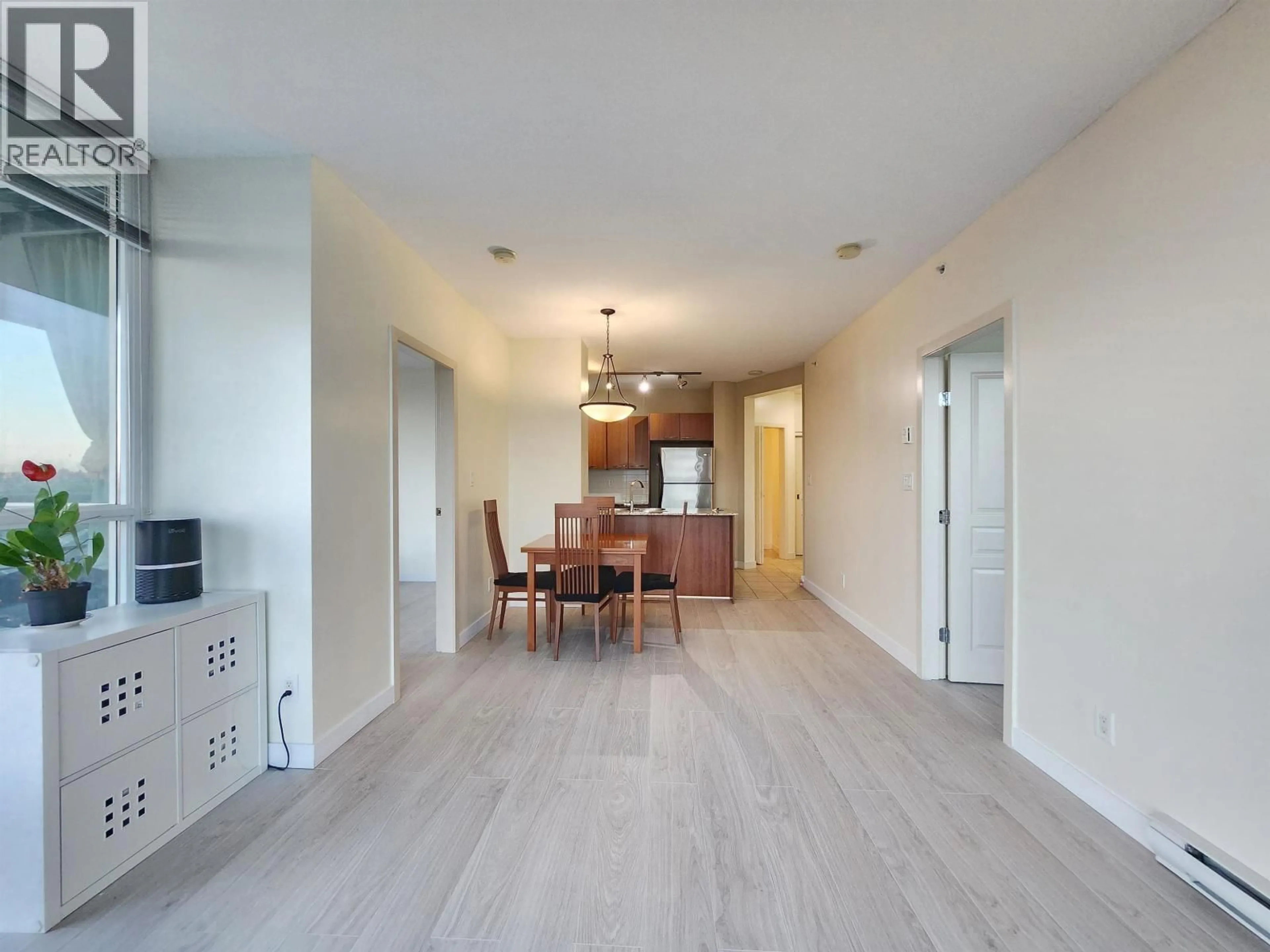 A pic of a room for 1307 - 4028 KNIGHT STREET, Vancouver British Columbia V5N5Y8