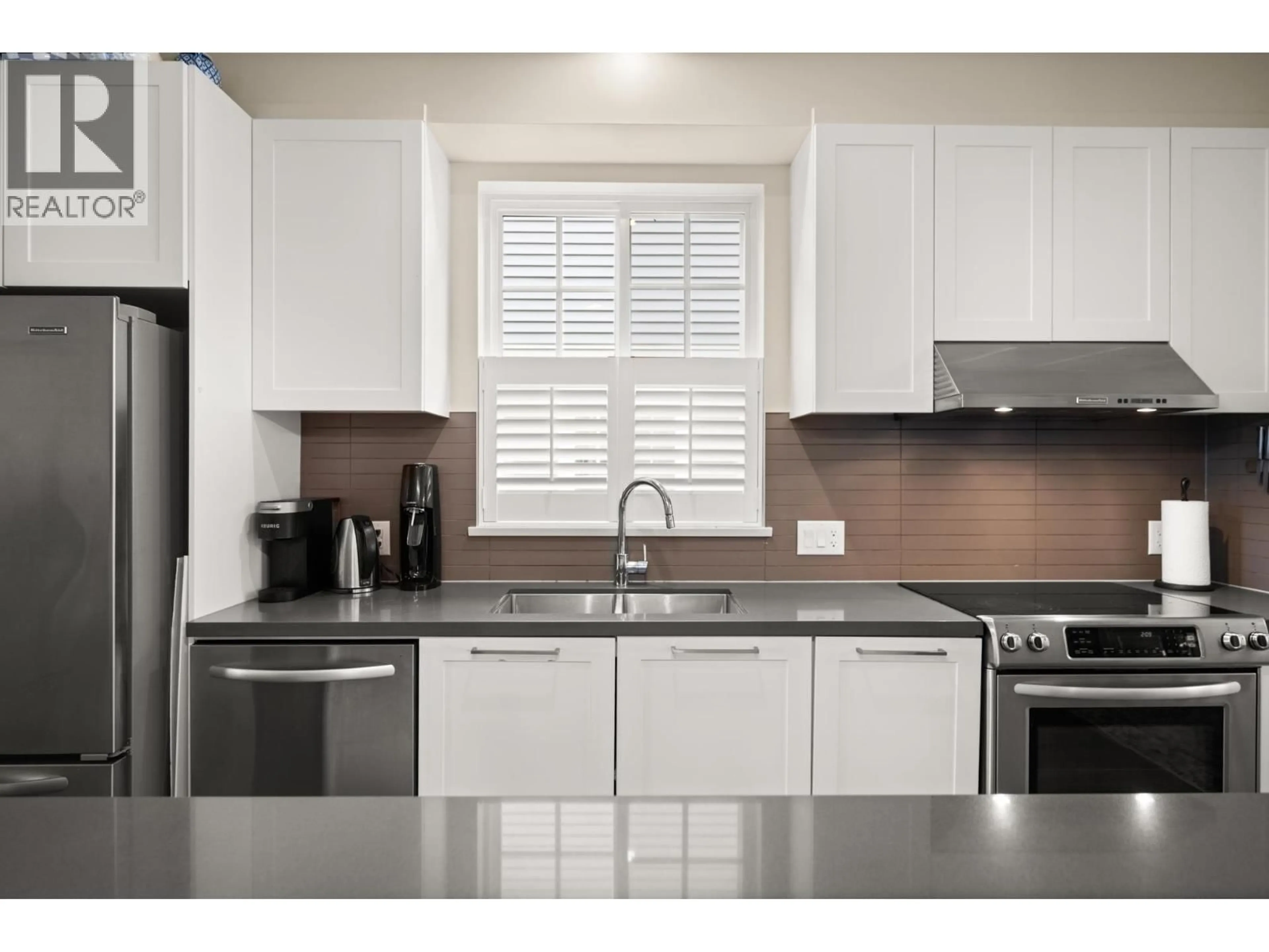 Standard kitchen, unknown for 18 - 3461 PRINCETON AVENUE, Coquitlam British Columbia V3E0M2