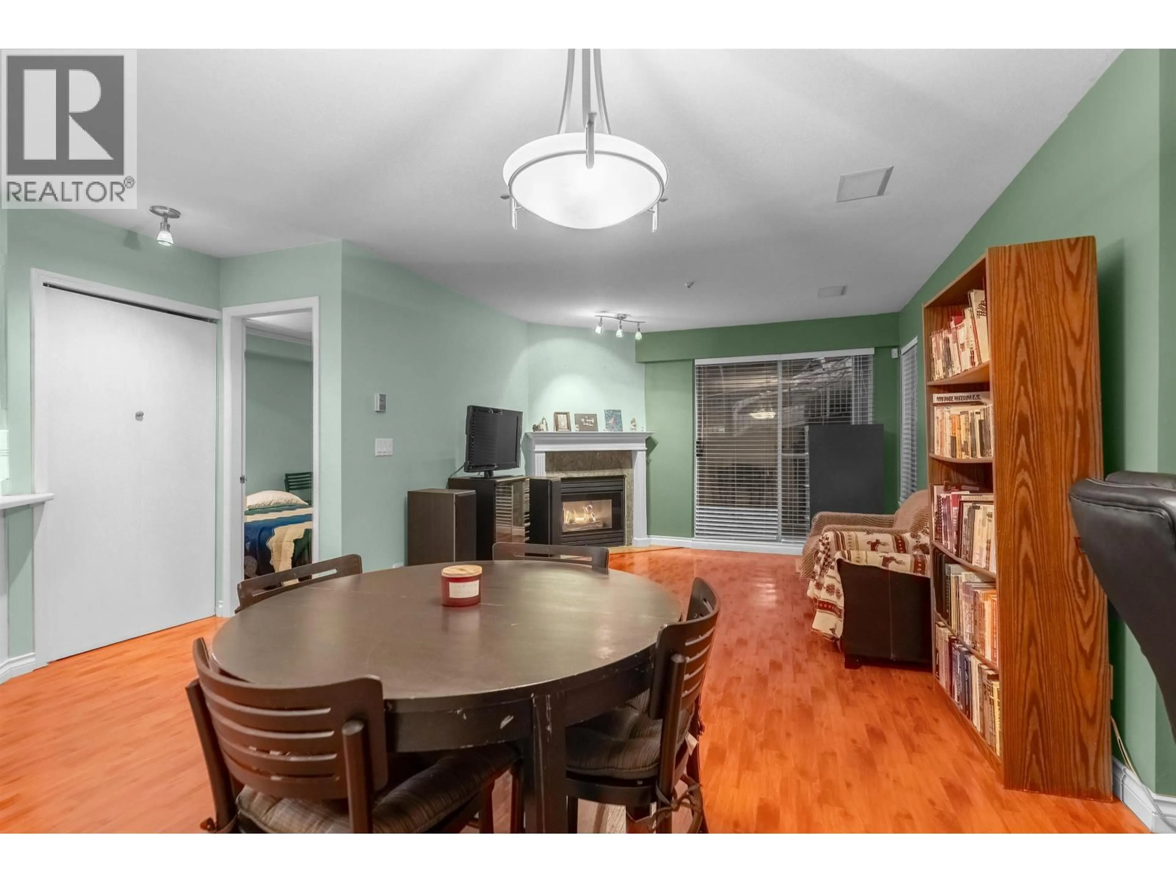 Dining room, wood/laminate floor for 505 - 1032 QUEENS AVENUE, New Westminster British Columbia V3M6T7