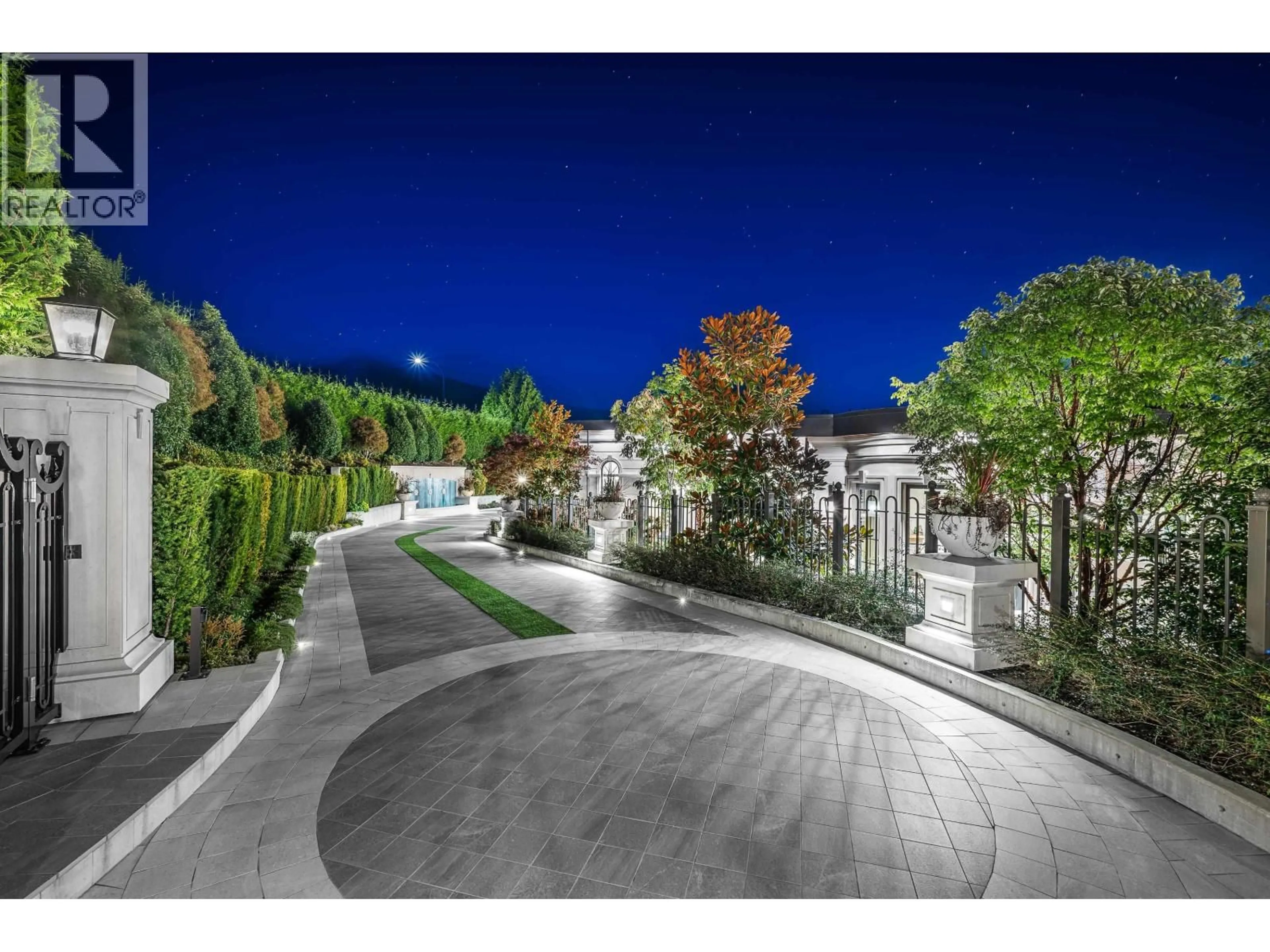 Unknown for 839 EYREMOUNT DRIVE, West Vancouver British Columbia V7S2A8