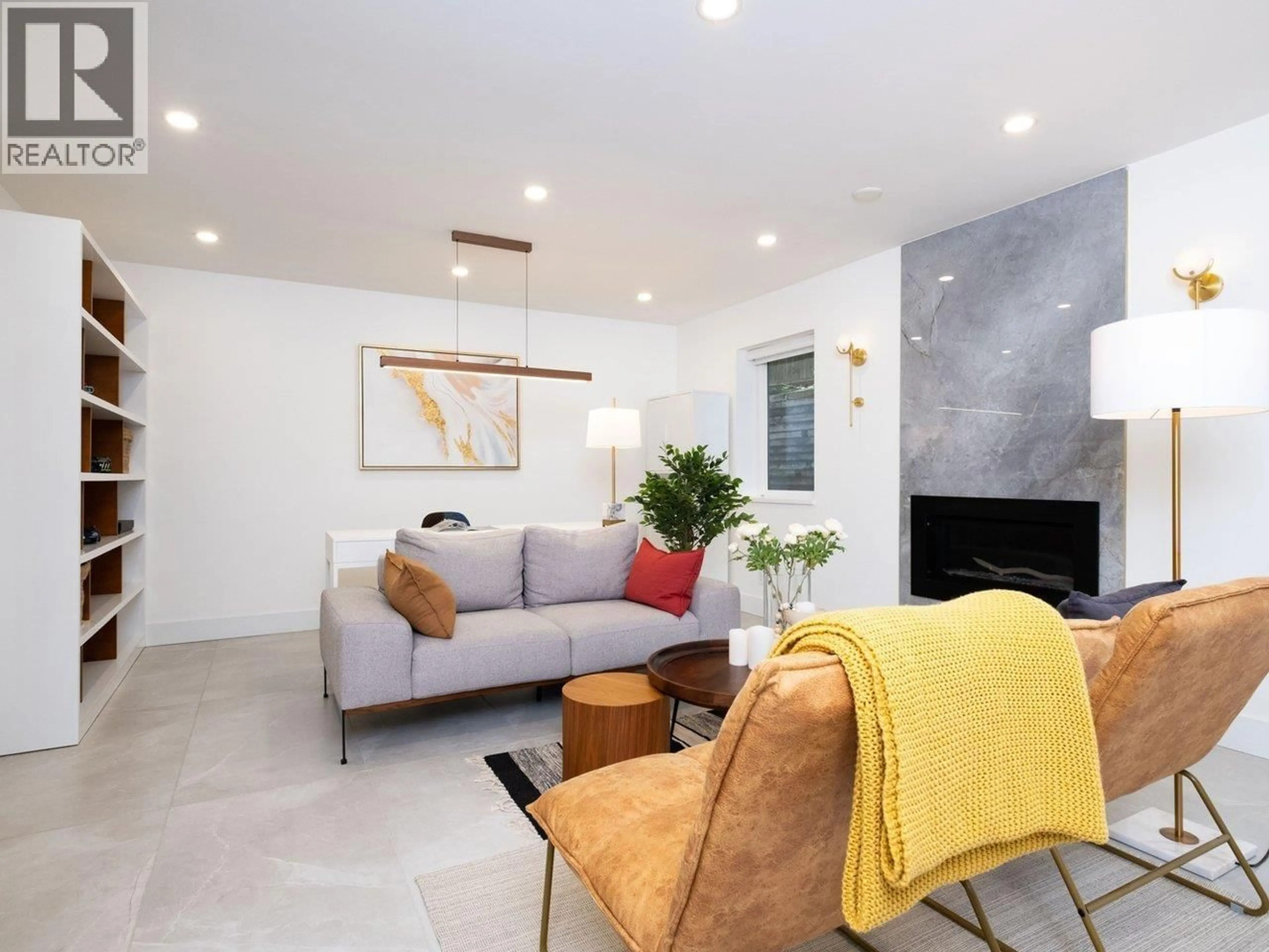 Living room with furniture, unknown for 4283 CAPILANO ROAD, North Vancouver British Columbia V7R4J6