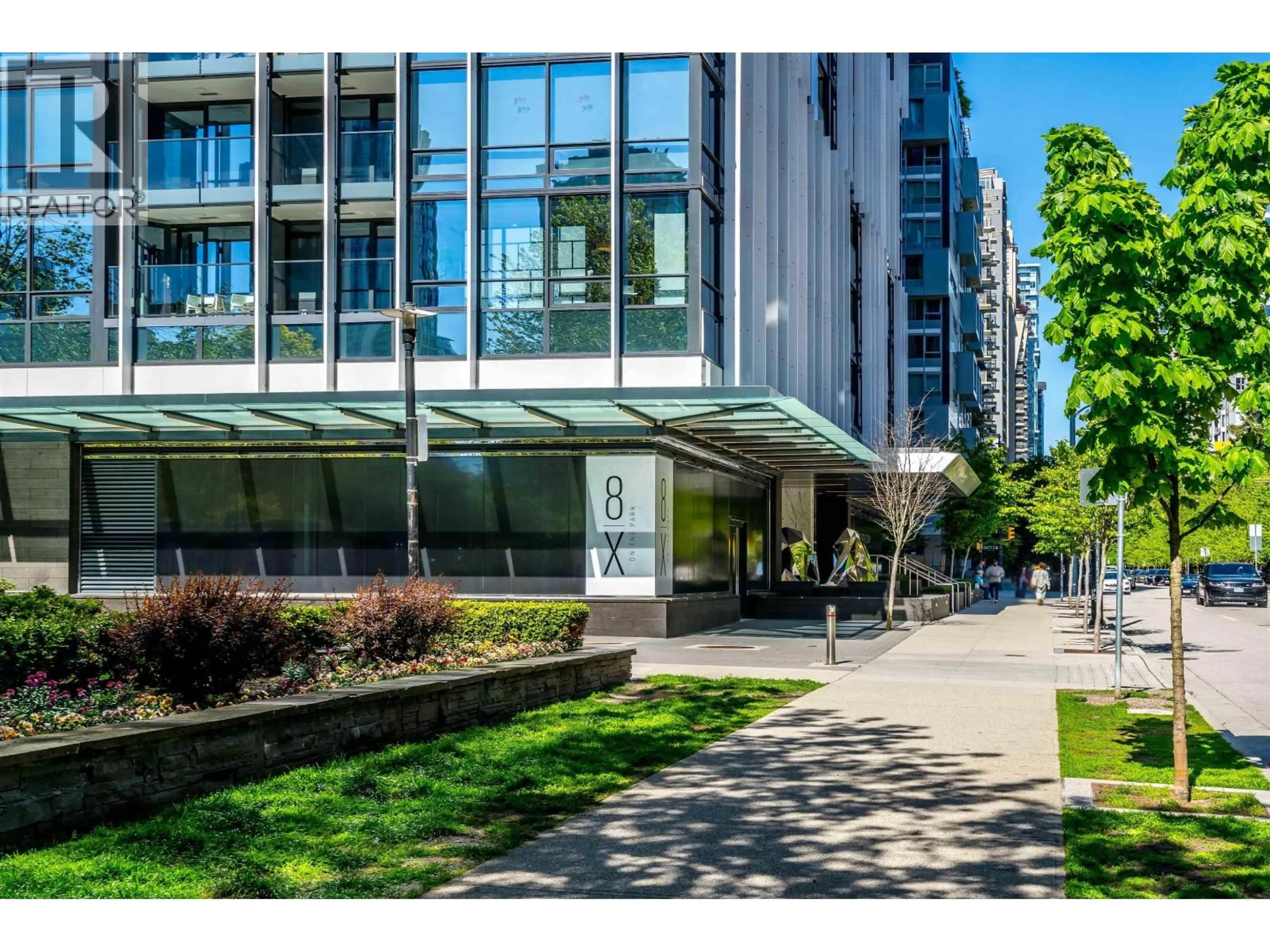 Indoor foyer for 2703 - 1111 RICHARDS STREET, Vancouver British Columbia V6B0S3