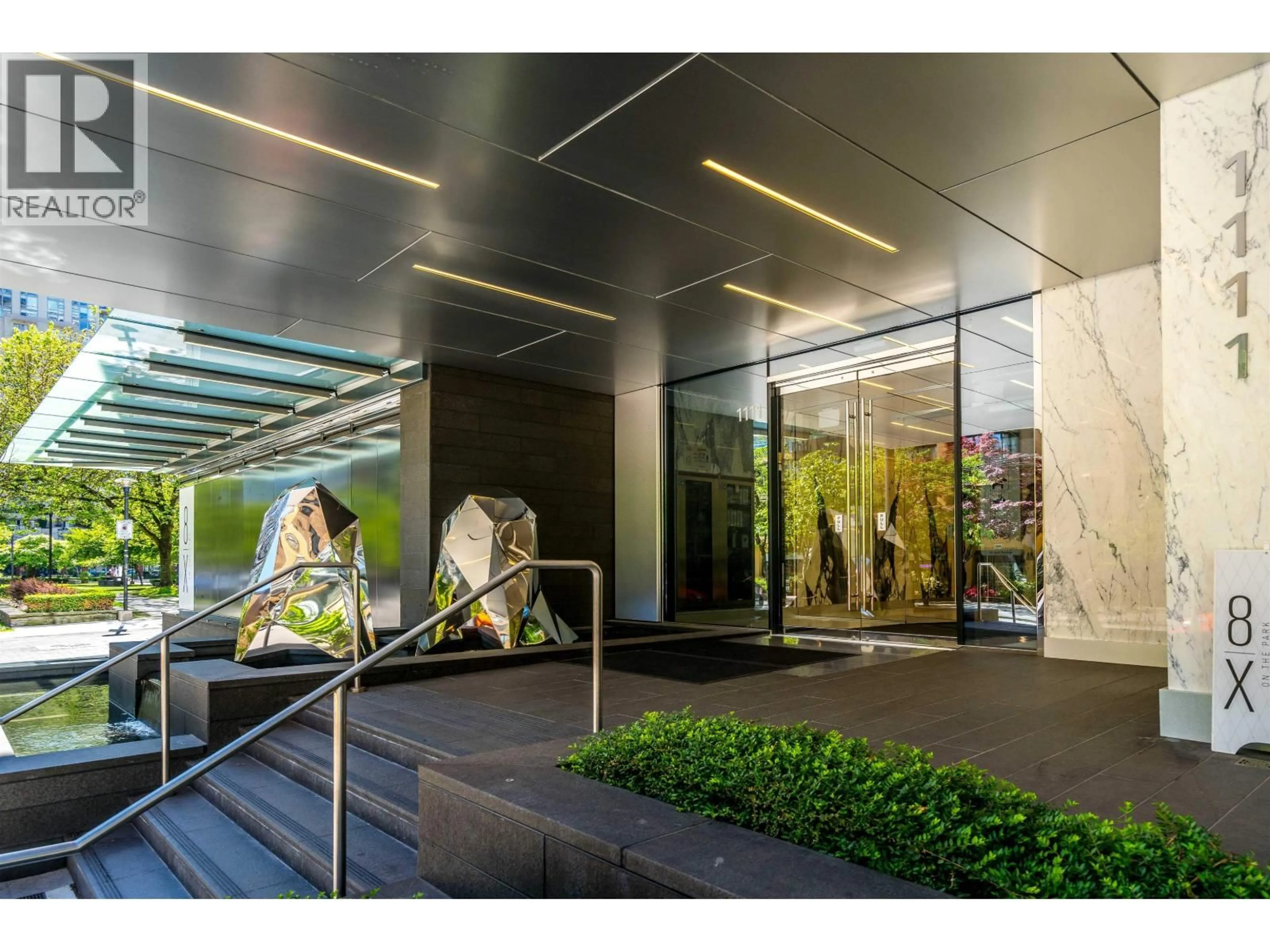 Indoor foyer for 2703 - 1111 RICHARDS STREET, Vancouver British Columbia V6B0S3