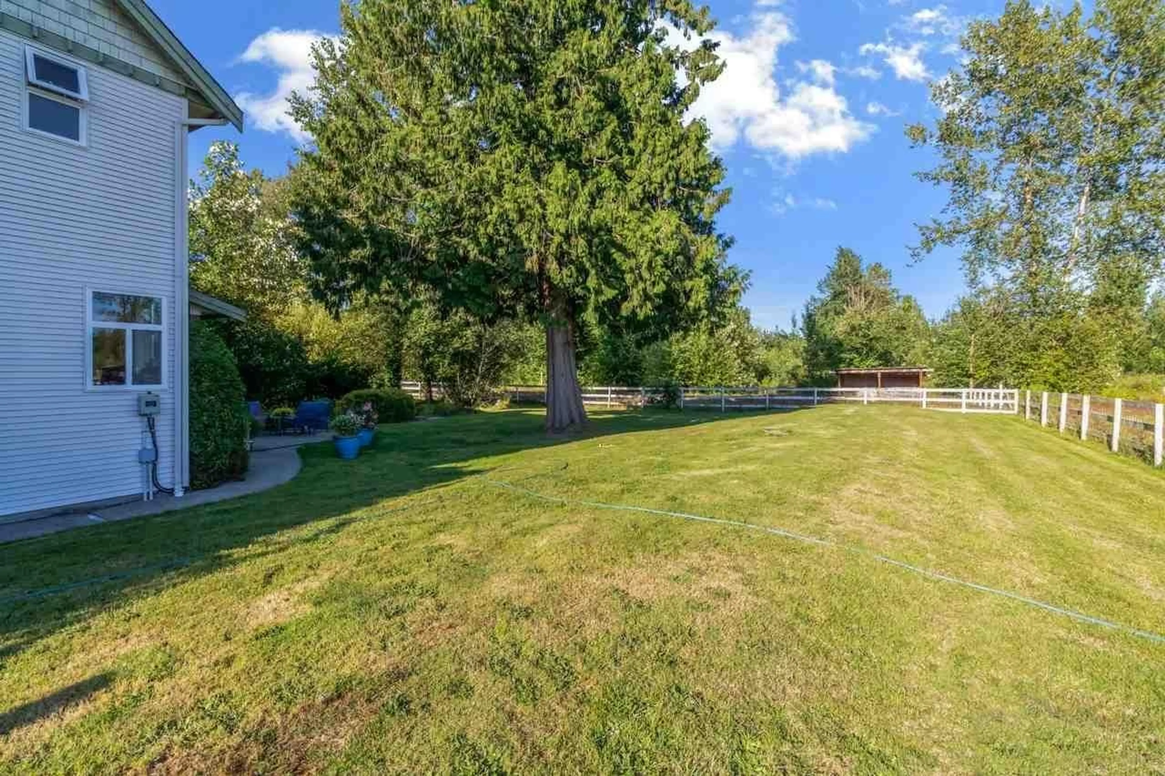 Patio, forest/trees view for 2552 207 STREET, Langley British Columbia V2Z2B5