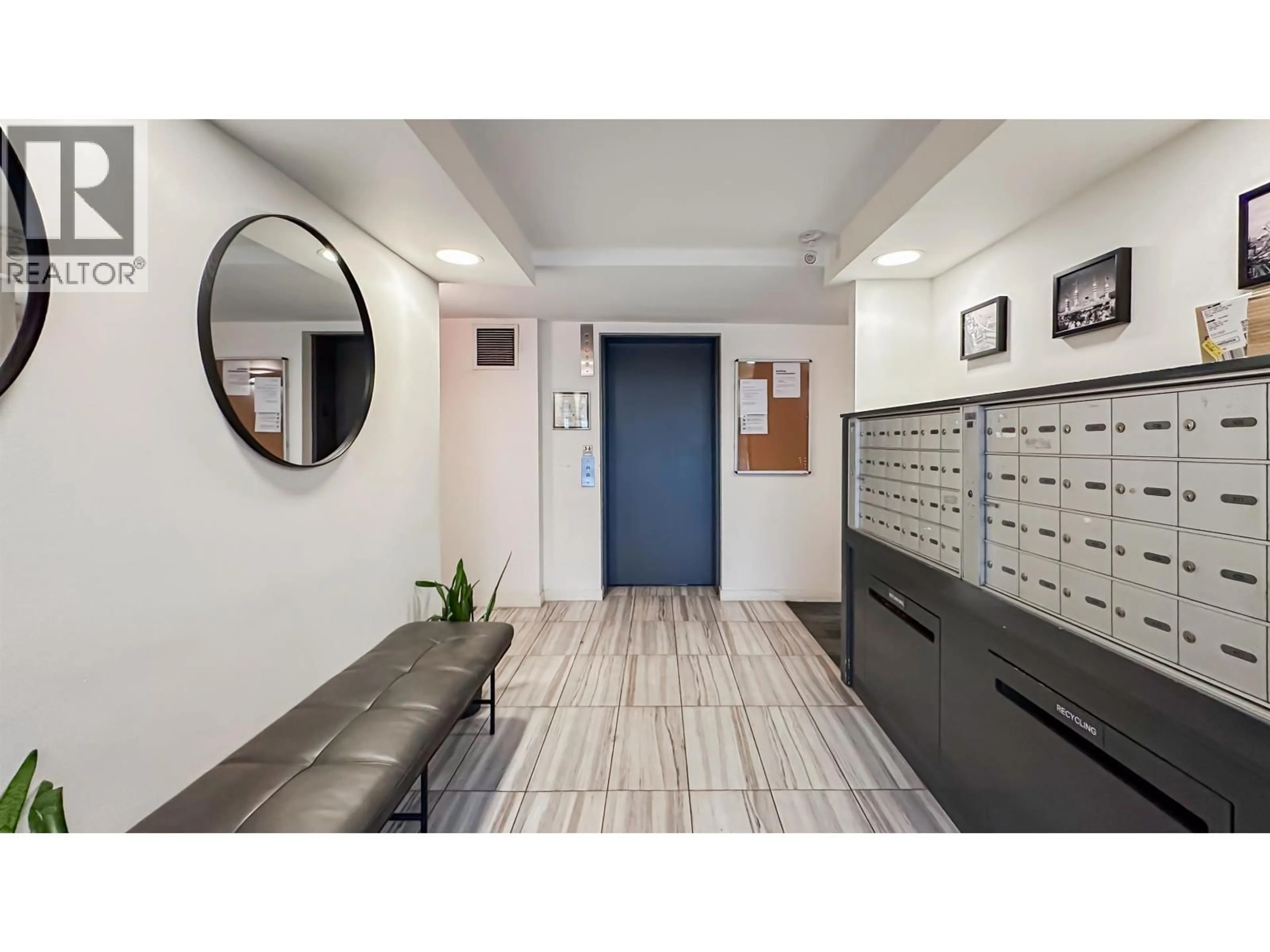 Indoor foyer for 2211 WALL STREET, Vancouver British Columbia V5L1G4