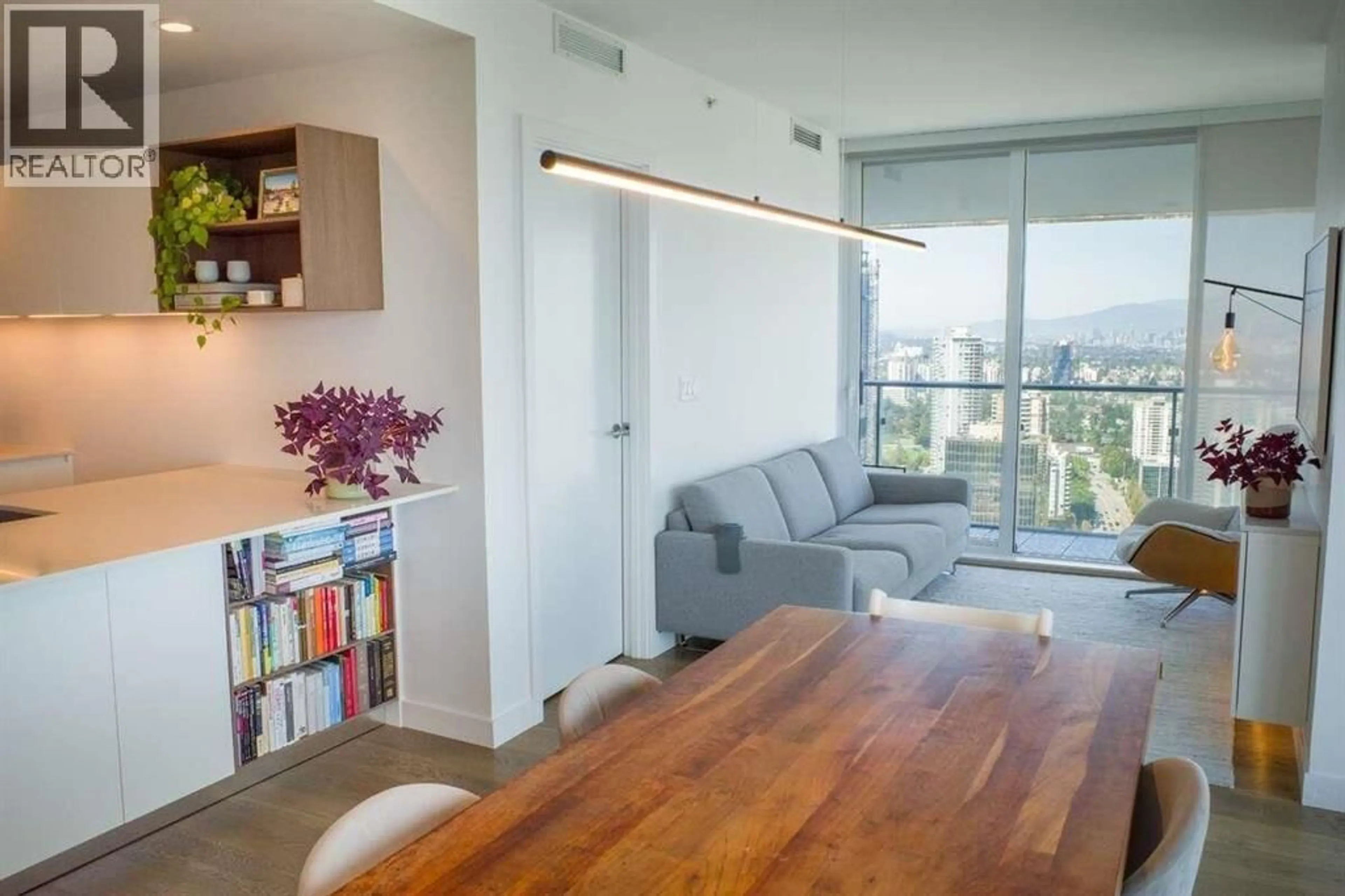 Living room with furniture, unknown for 3607 - 6000 MCKAY AVENUE, Burnaby British Columbia V5H0K2