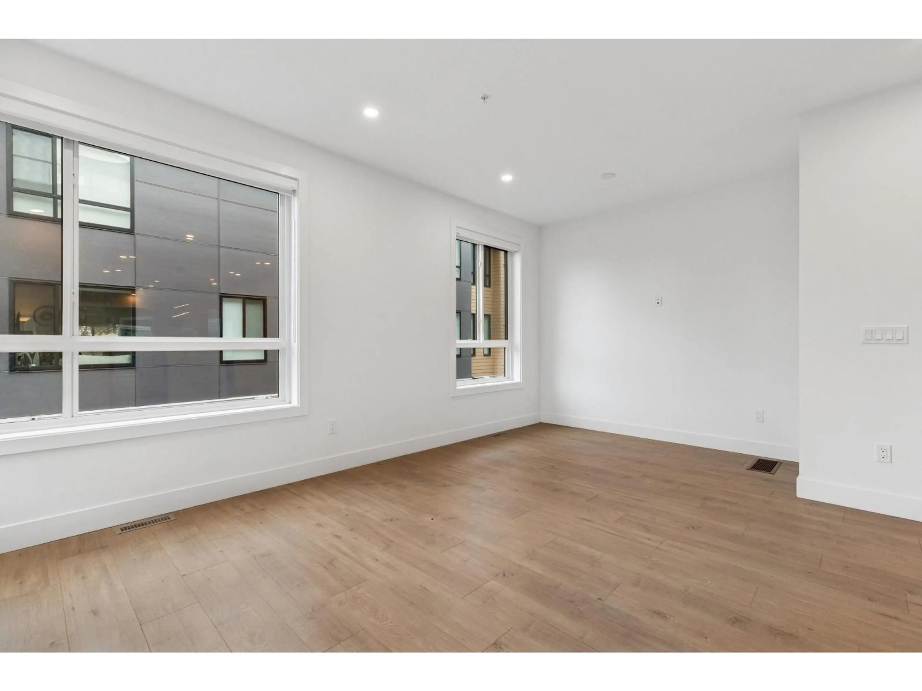 A pic of a room for 7 - 19667 55A AVENUE, Langley British Columbia V3A0R8