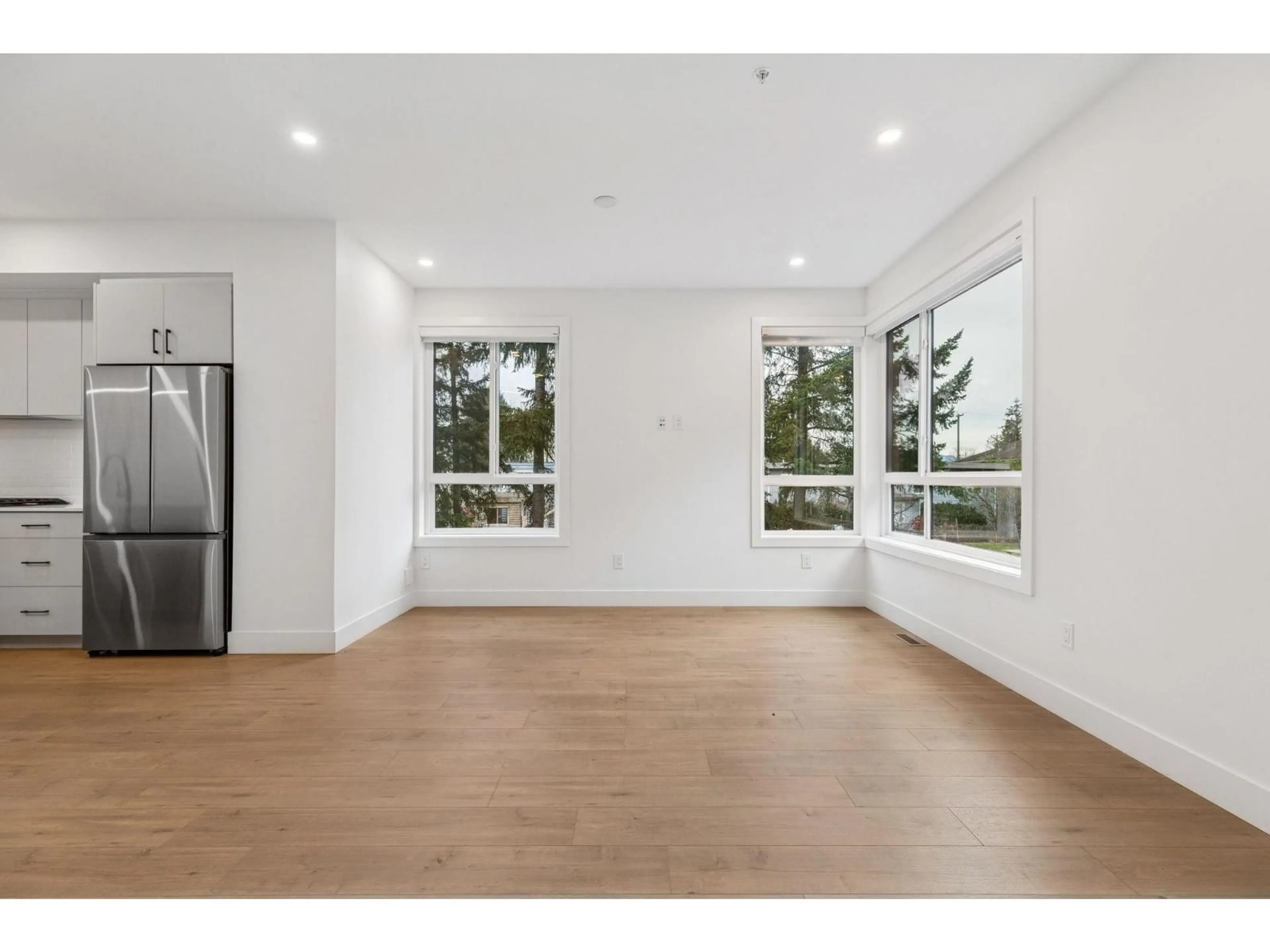 A pic of a room for 7 - 19667 55A AVENUE, Langley British Columbia V3A0R8