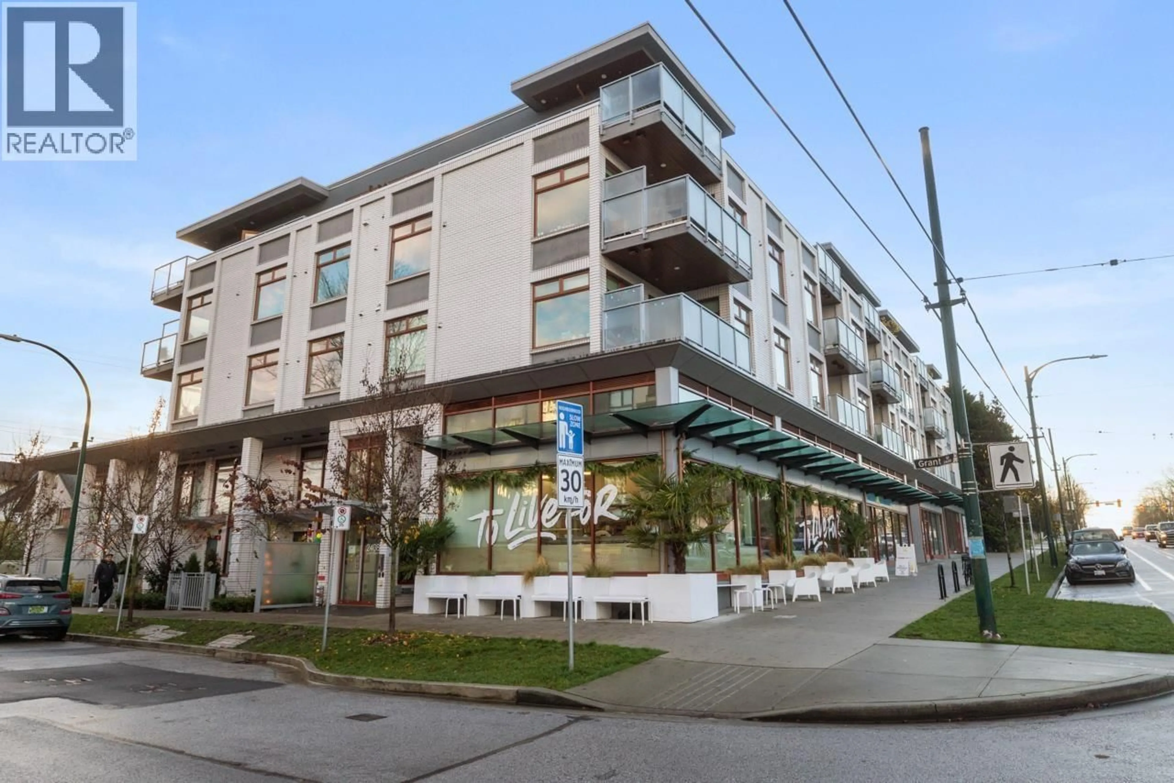 Patio, street for 203 - 2408 GRANT STREET, Vancouver British Columbia V5K3G4