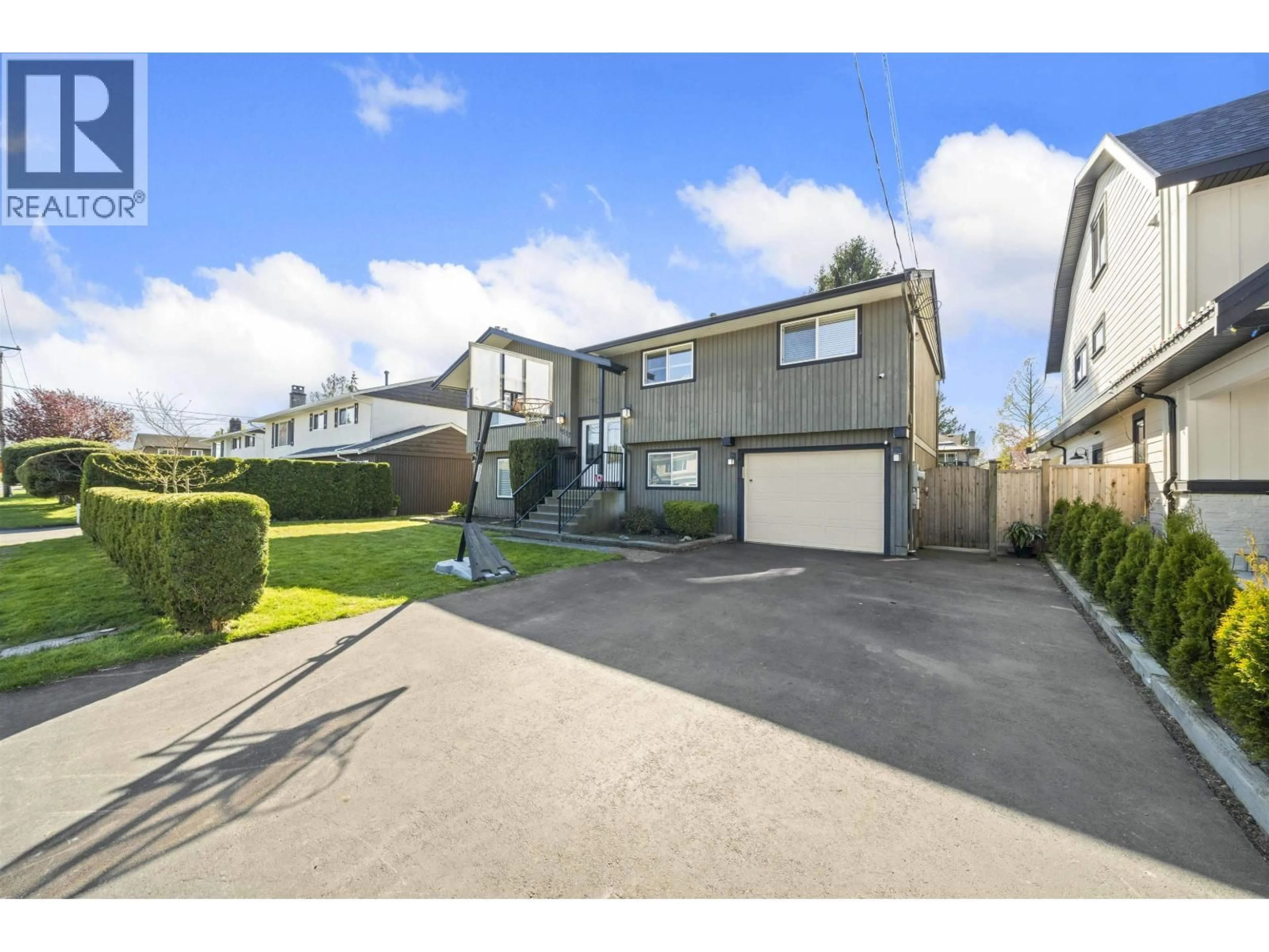 A pic from outside/outdoor area/front of a property/back of a property/a pic from drone, street for 4517 46A STREET, Ladner British Columbia V4K2M5