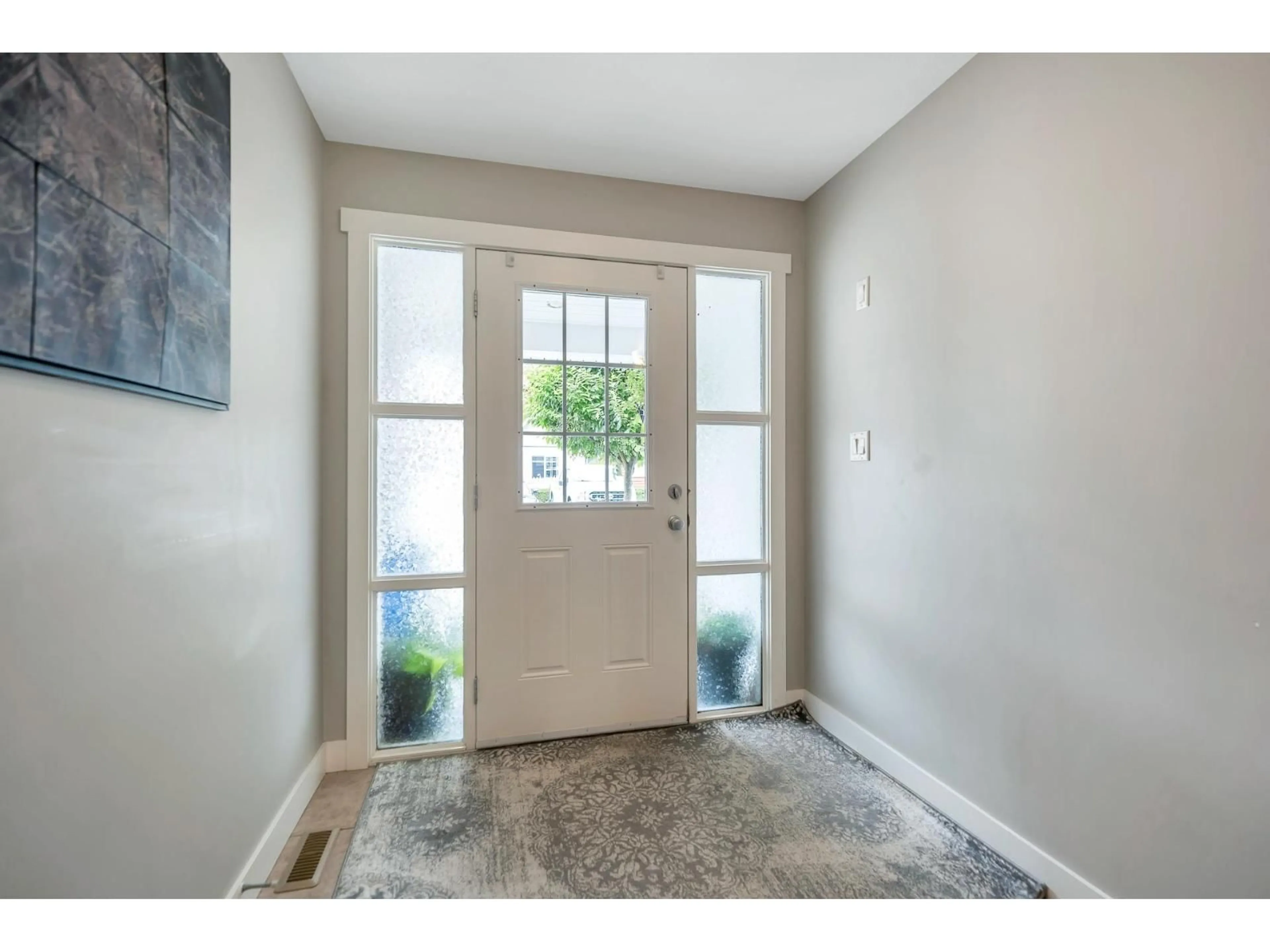 Indoor entryway for 8 - 1700 MACKAY CRESCENT, Agassiz British Columbia V0M1A3