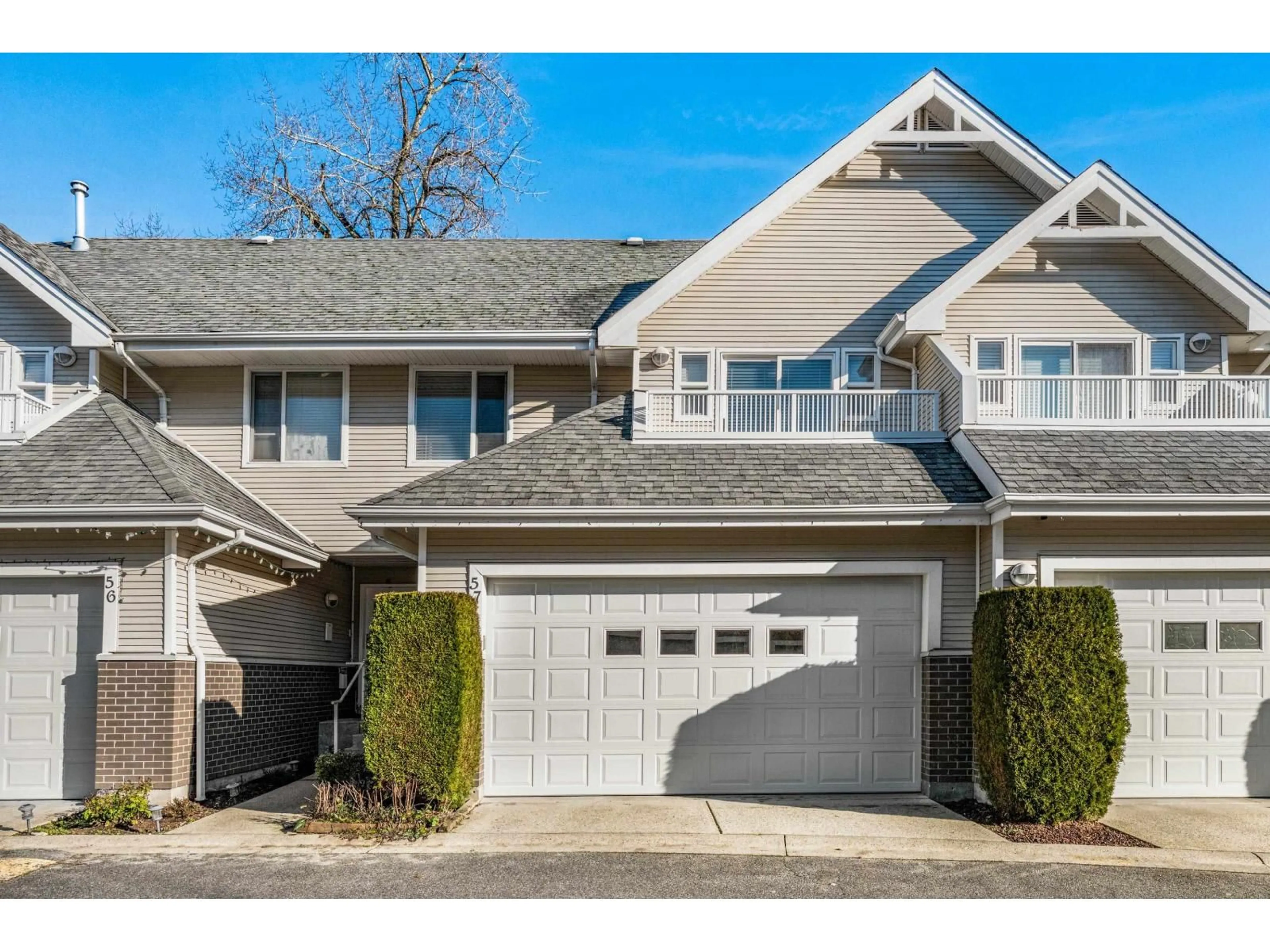 Home with vinyl exterior material, street for 57 - 13918 58 AVENUE, Surrey British Columbia V3X3N8